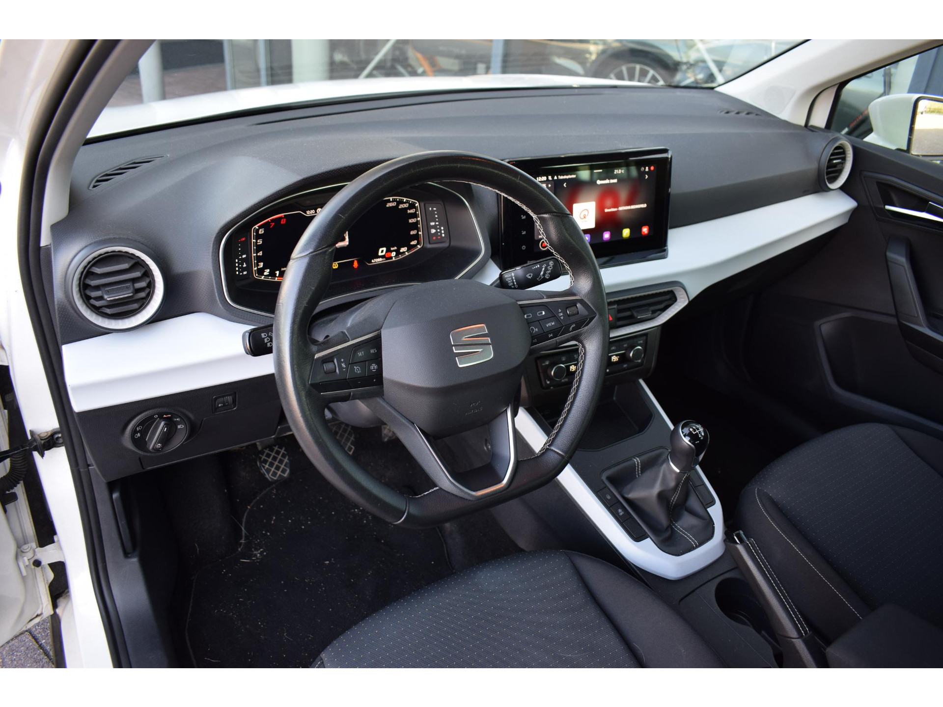 SEAT Arona 1.0 TSI Style Business Intense | Apple CarPlay | Stoelverw. | Virtual | Cruise