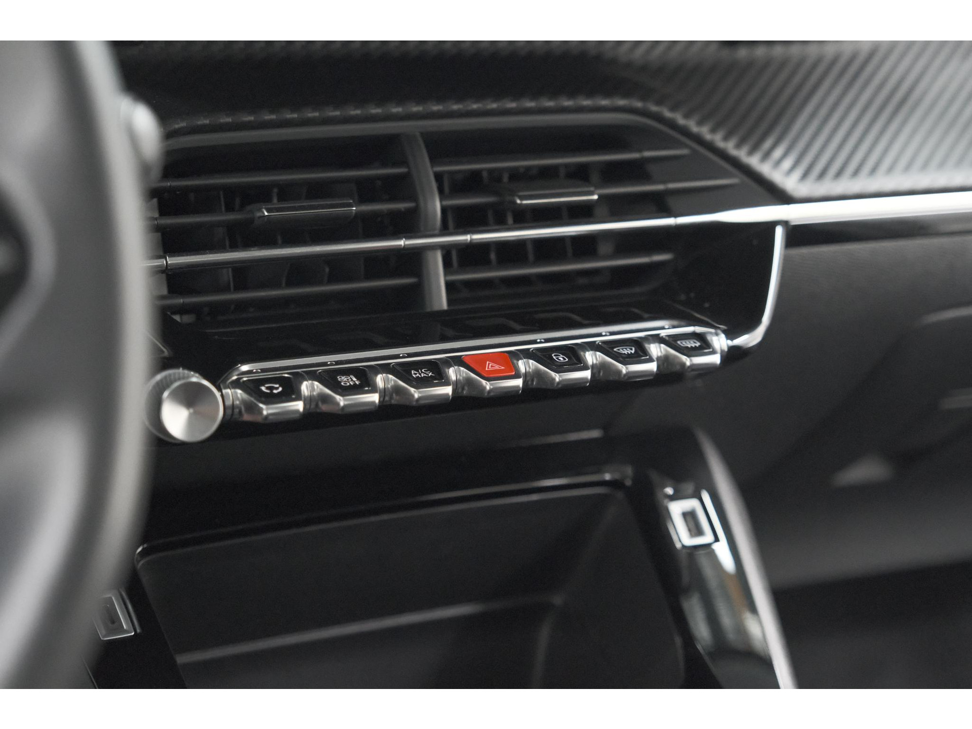 Peugeot 208 PureTech 75 Active Pack | Navigatie | Parkeersensoren | Apple Carplay | Allseason Banden