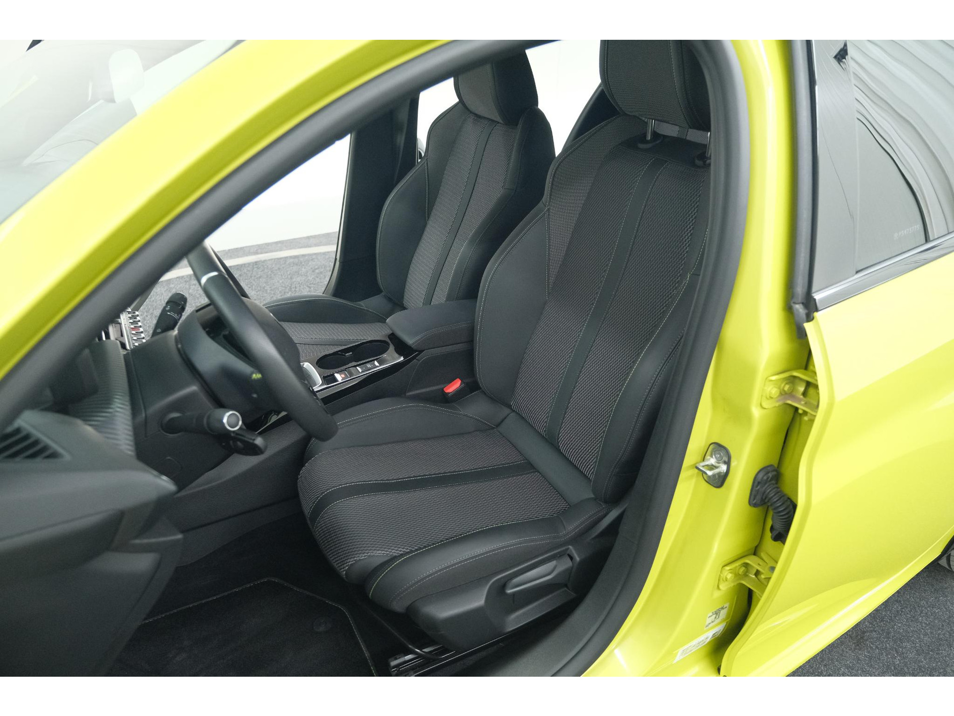 Peugeot 208 PureTech 100 GT | Camera | Apple Carplay | Parkeersensoren