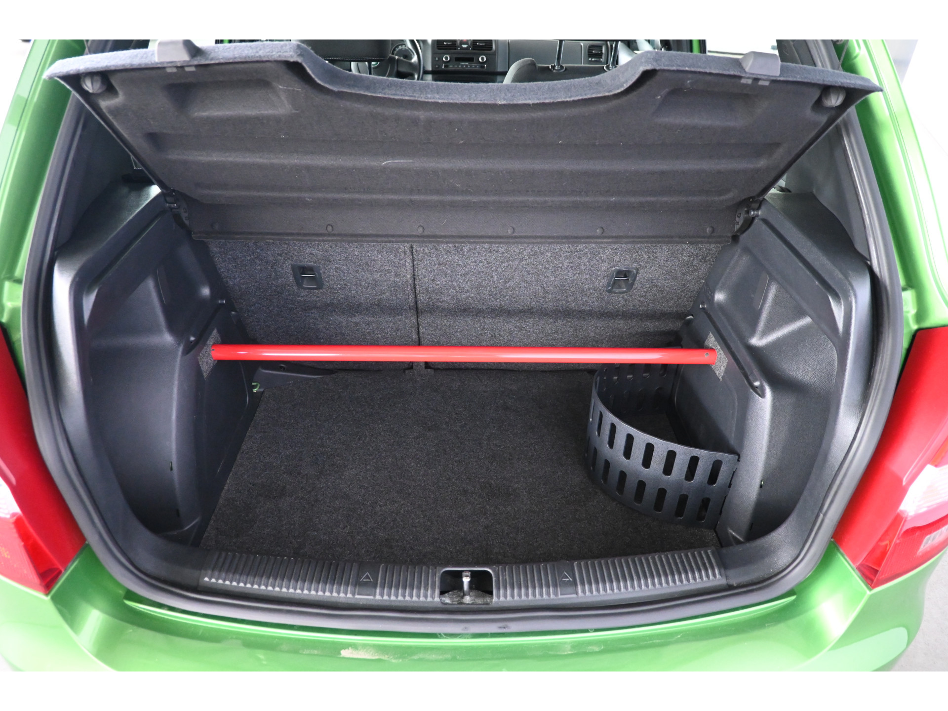 ŠKODA Fabia 1.4 TSI RS 180PK! Automaat Clima Carplay Cruise Control Stoelverwarming Inruil Mogelijk!
