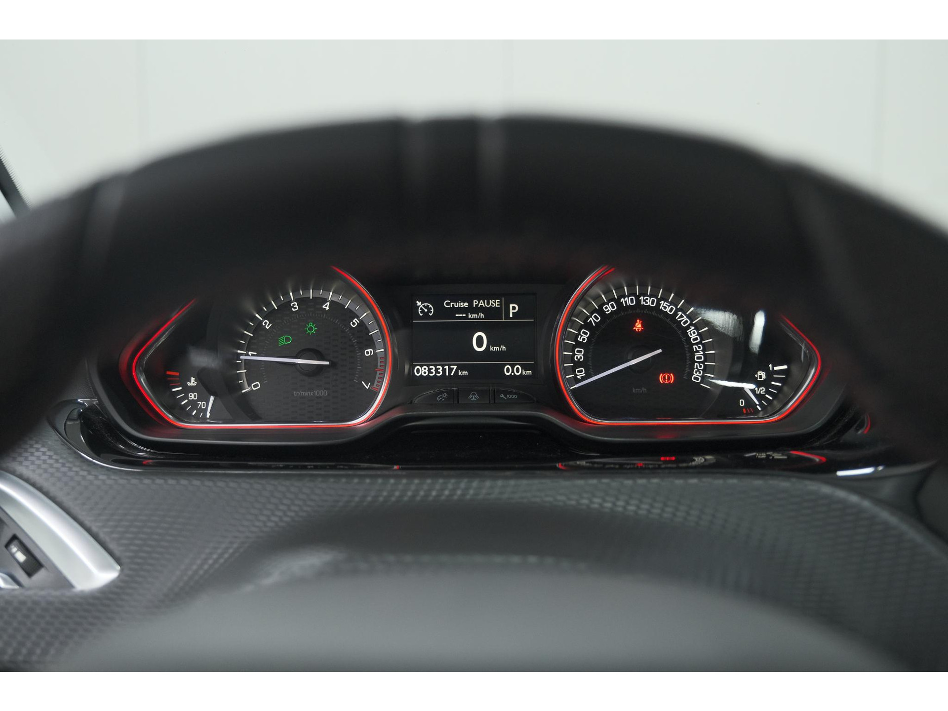 Peugeot 2008 PureTech 110 EAT6 GT-Line | Trekhaak | Panoramadak | Apple Carplay | Parkeersensoren
