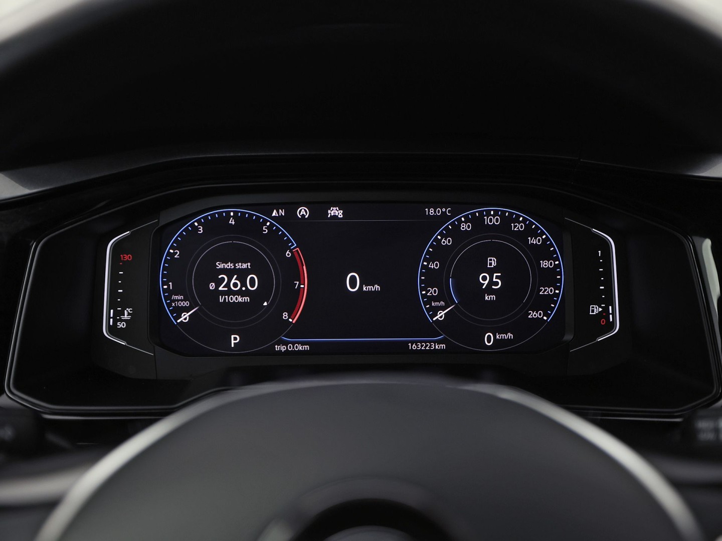 Volkswagen Polo 1.0 TSI Sport Automaat (VIRTUAL COCKPIT, ZWART HEMEL, GROOT NAVI, TREKHAAK, LEDER, SPORTSTOELEN, GETINT GLAS, LM VELGEN, ADAPTIVE CRUISE, NIEUWSTAAT)