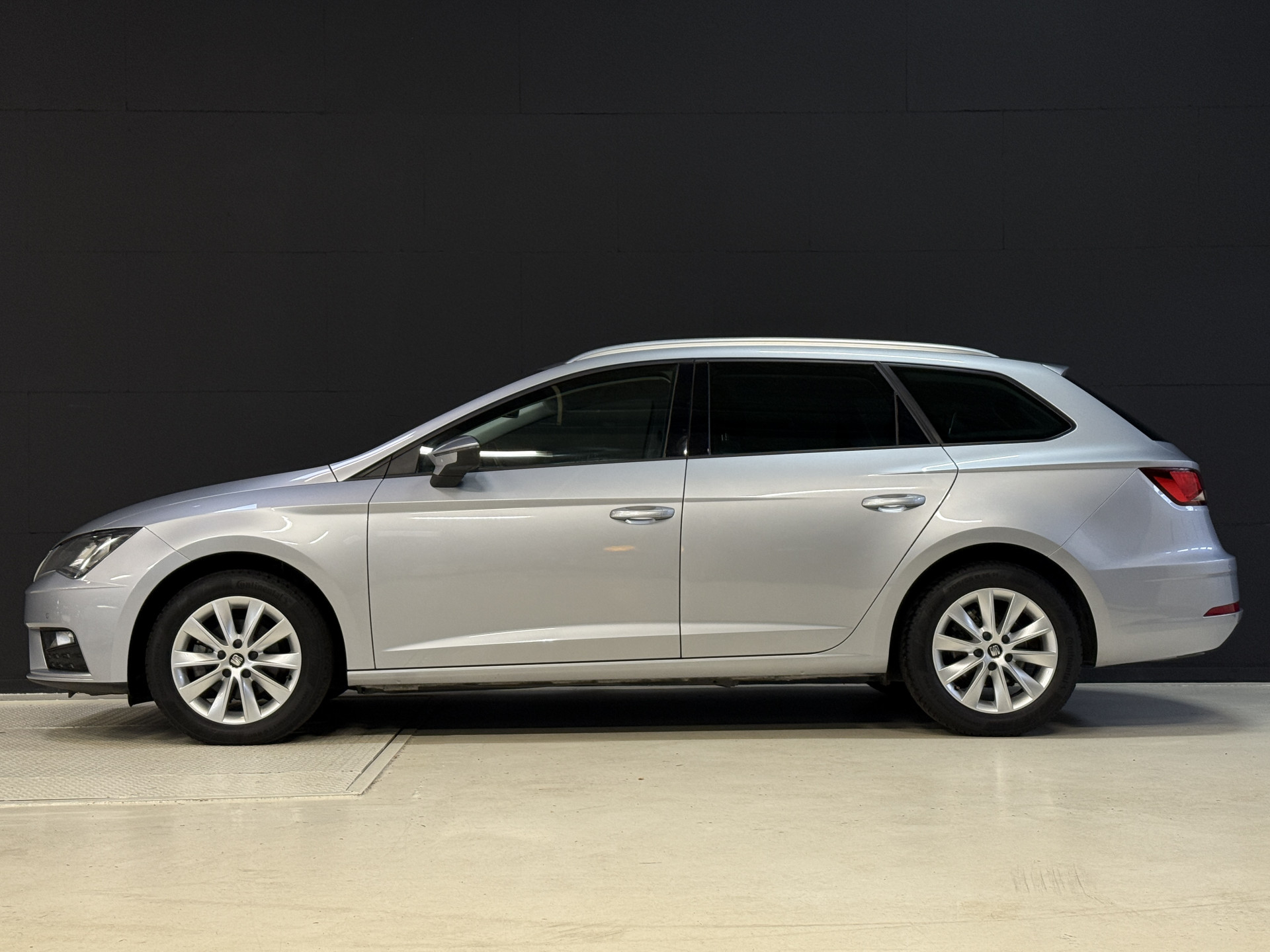 SEAT Leon ST 1.0 TSI Style Ultimate Edition | Camera | Draadloze lader | Apple Carplay