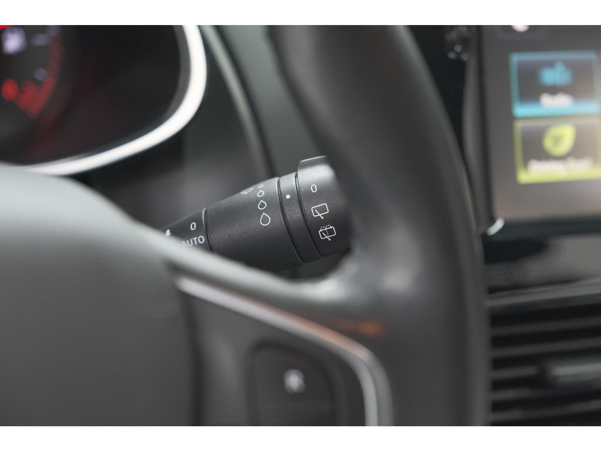 Renault Clio 1.2 Limited | Trekhaak | Navigatie | Parkeersensoren | Climate Control