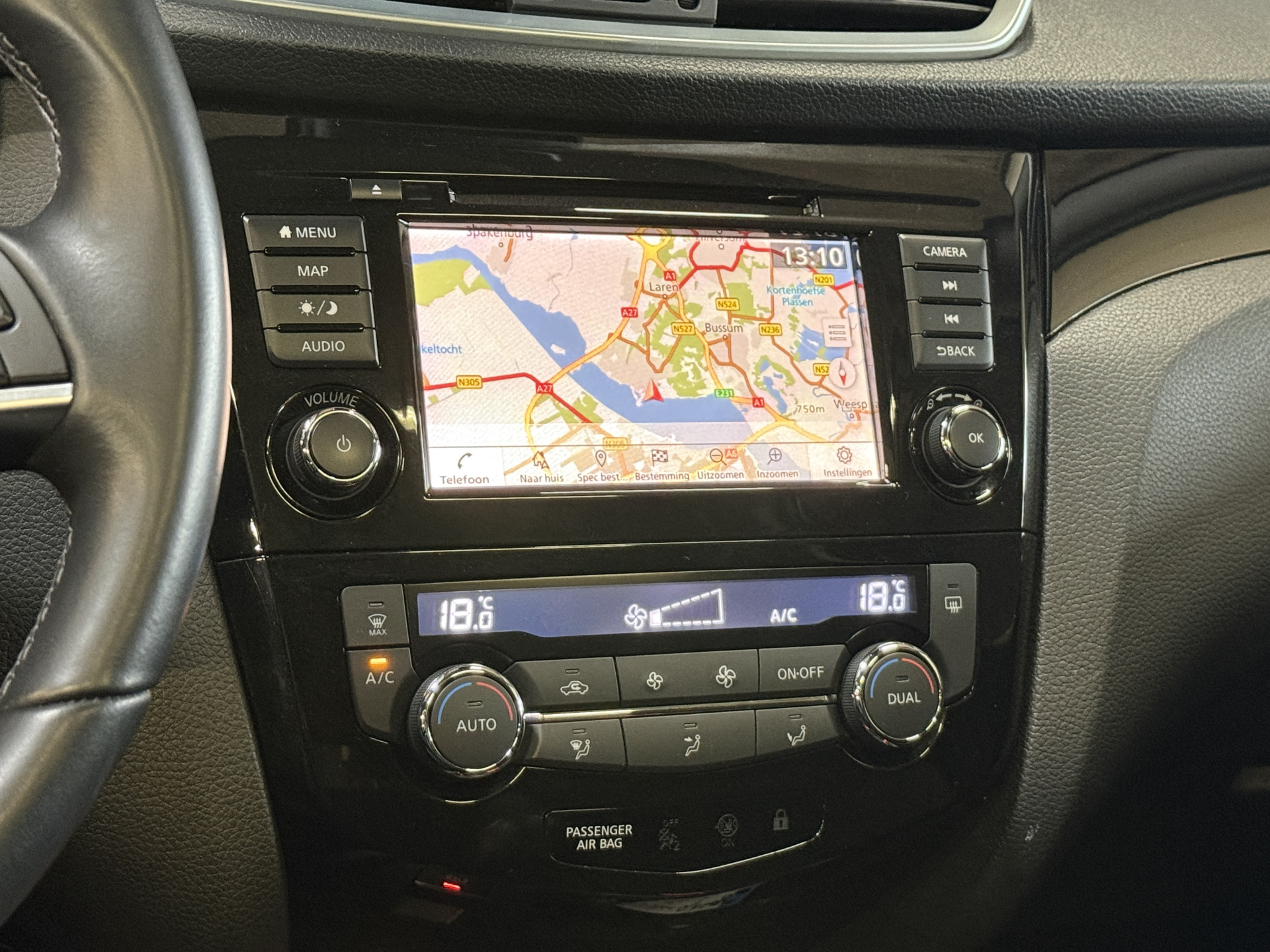 Nissan Qashqai 1.3 DIG-T Design Edition | Panoramadak | Trekhaak | 360 Camera