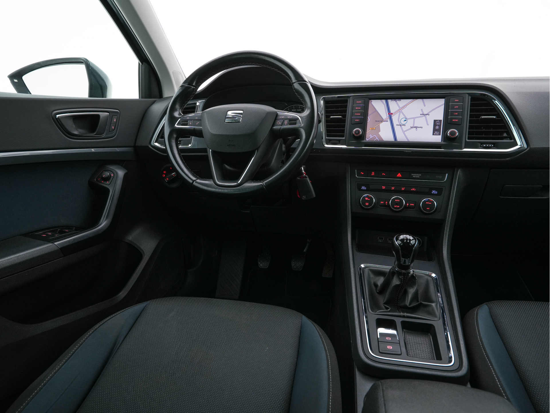 SEAT Ateca 1.0 EcoTSI Style (INCL-BTW) *FULL-LED | NAVI-FULLMAP | CAMERA | DAB+ | COMFORTSEATS |  ECC | PDC | CRUISE | PRIVACY-GLASS | CARPLAY | 17''ALU*