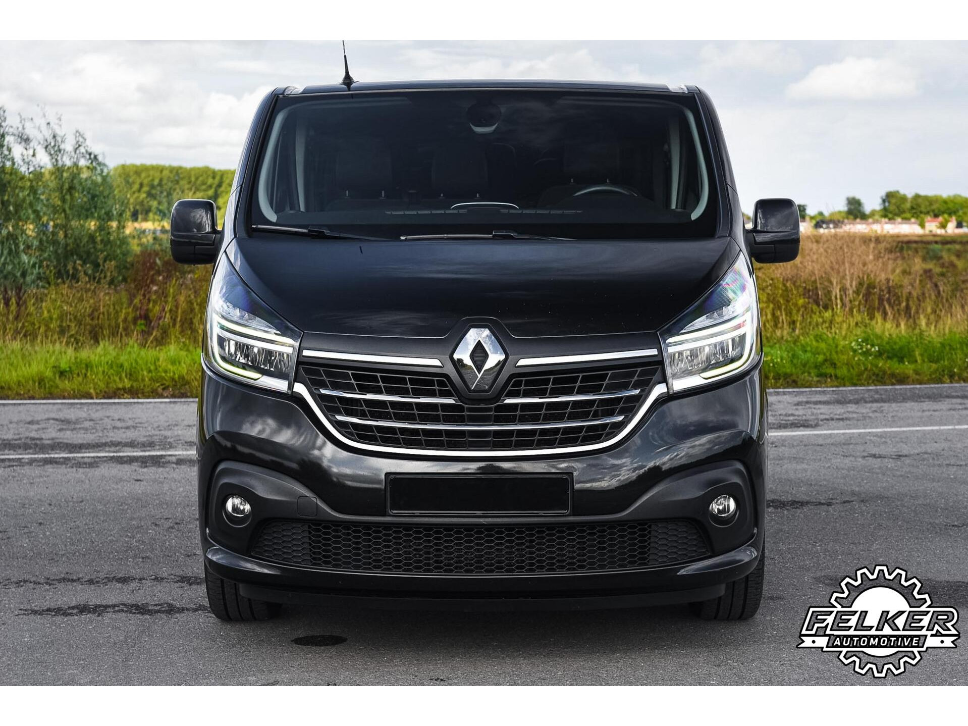 Trafic 2.0 dCi 145 DC Luxe | Automaat | 6-Pers