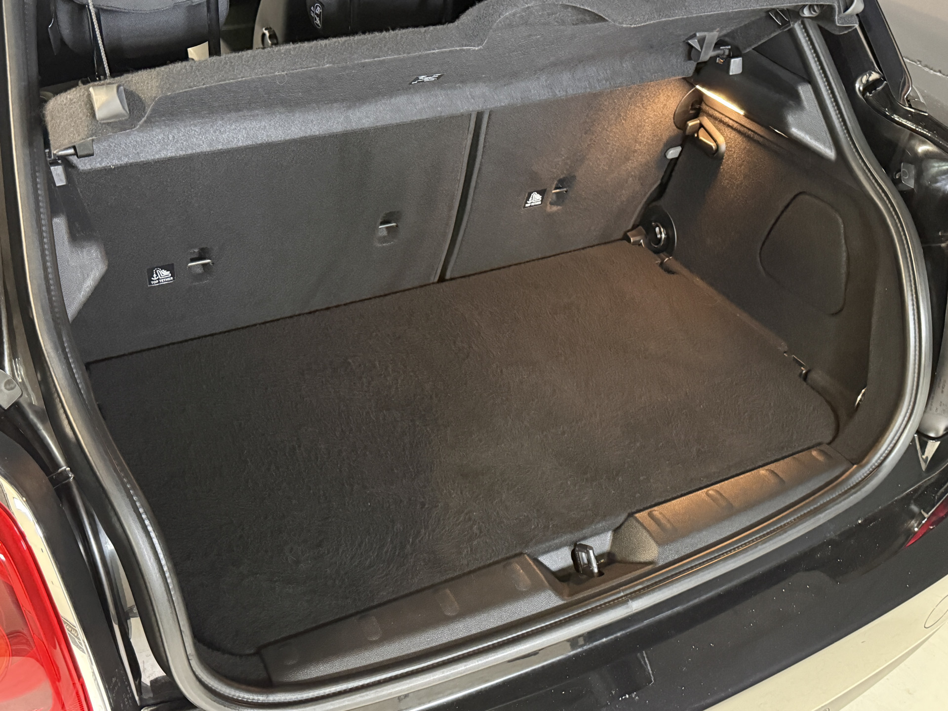 MINI 5-Deurs 1.5 Cooper Chili Serious Business | Stoelverwarming | Sportstoelen | Clima | Cruise