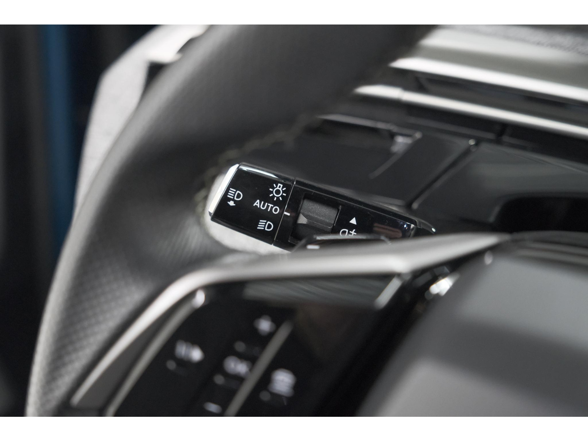 Peugeot 5008 1.2 Hybrid 136 GT | Adaptieve Cruise Control | Camera | Elektrische Kofferklep | Stoelverwarming