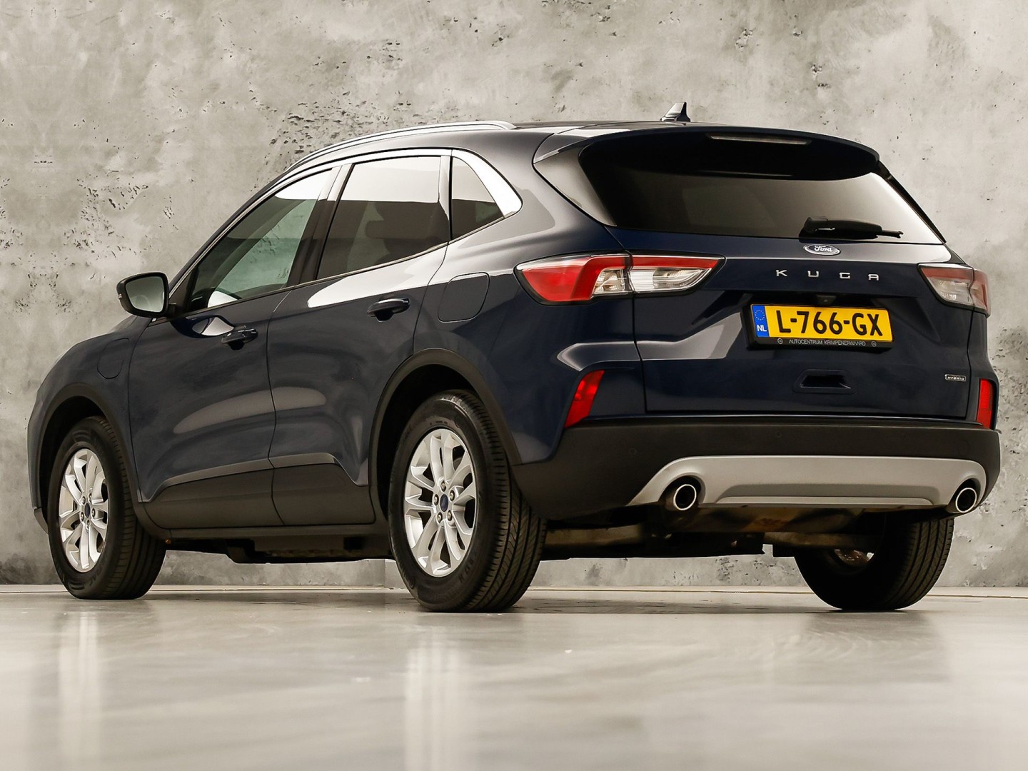 Ford Kuga 2.5 PHEV Titanium 225Pk Automaat (VIRTUAL COCKPIT, APPLE CARPLAY, GROOT NAVI, CAMERA, SPORTSTOELEN, KEYLESS, GETINT GLAS, LANE ASSIST, NIEUWSTAAT)
