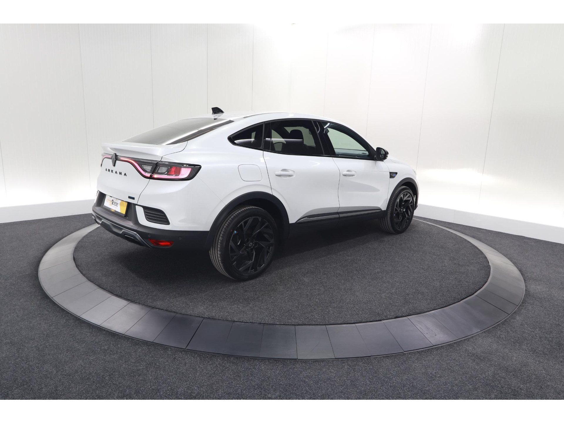 Renault Arkana 1.6 E-Tech hybrid 145 Esprit Alpine | 360 Camera | Adaptieve Cruise Control | Pack Winter | Dodehoekdetectie