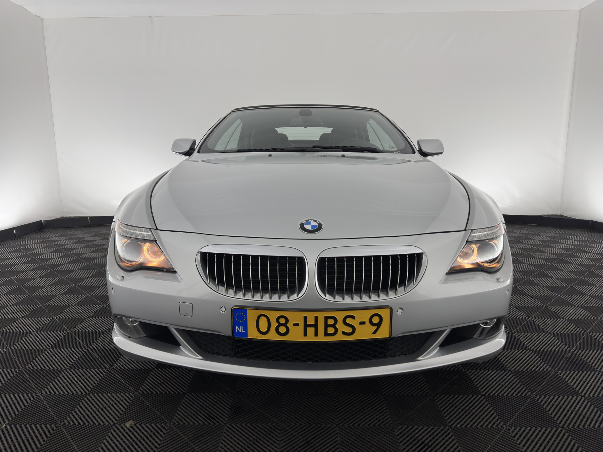 BMW 6-serie Cabrio 650i Aut. *LEATHER | BI-XENON | MEMORY-PACK | SHIFT-PADDLES | HEATED-SPORTSEATS | KEYLESS | NAVI-FULLMAP | ECC | HEAD-UP | PDC | CRUISE | AIRSCARF | 19''ALU*