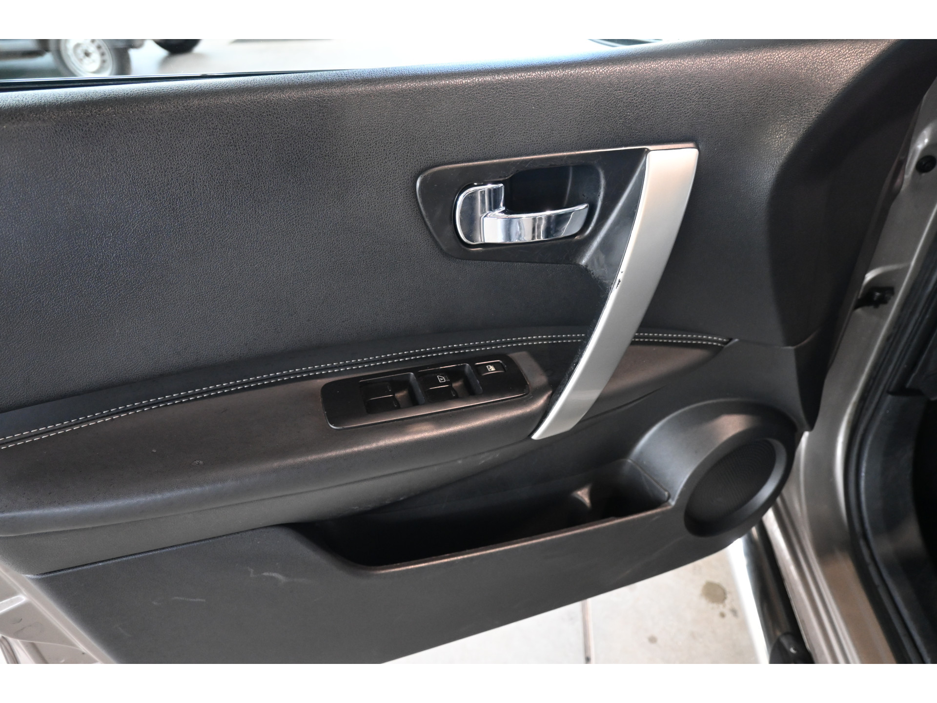 Nissan Qashqai +2 2.0 Tekna 4WD Automaat Clima Panoramadak 7-Persoons Navigatie Licht metaal Inruil mogelijk