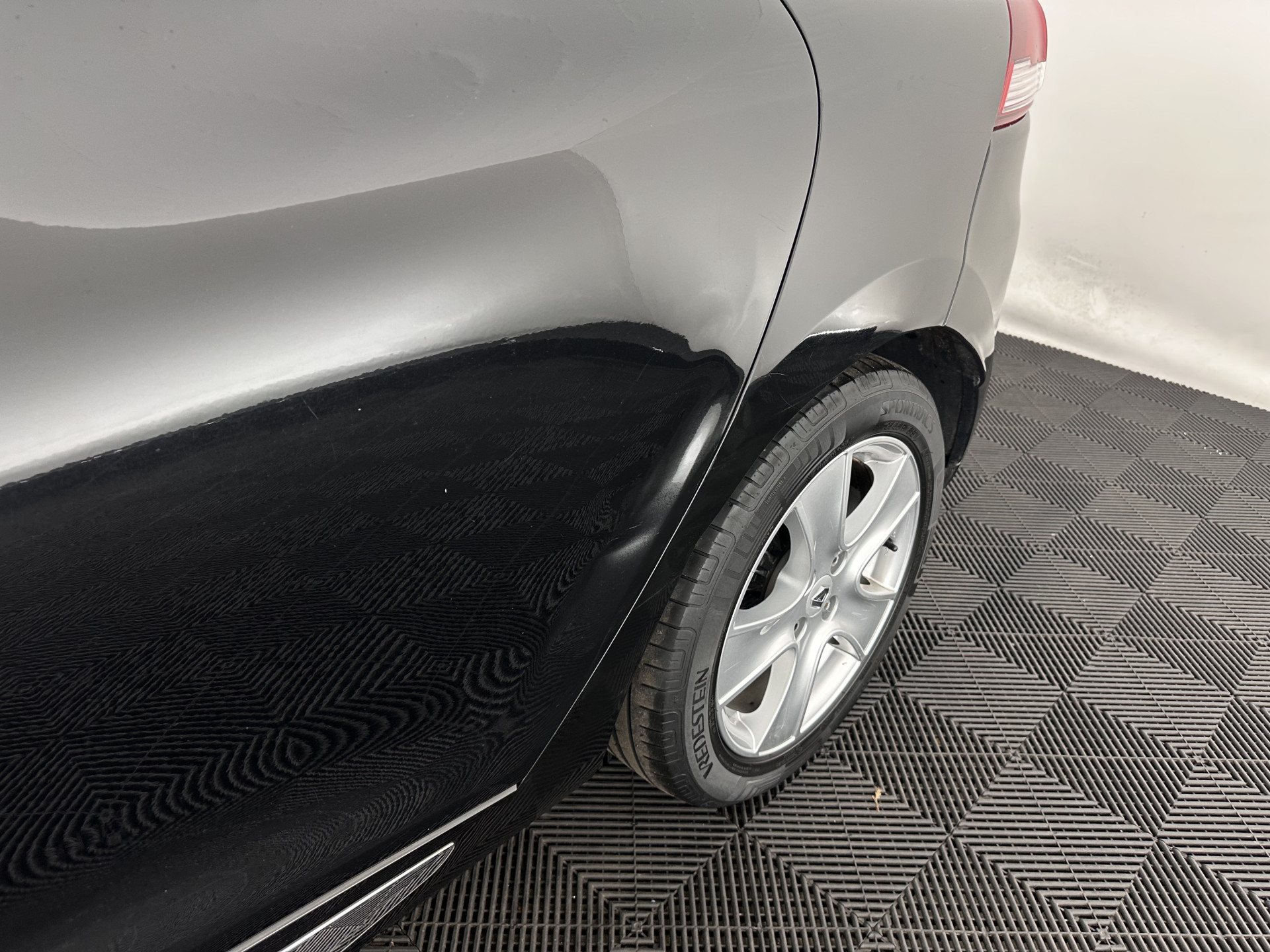 Renault Clio Estate 0.9 TCe Expression *NAVI-FULLMAP | COMFORTSEATS | AIRCO | CRUISE | PDC | TOWBAR | 16''ALU *