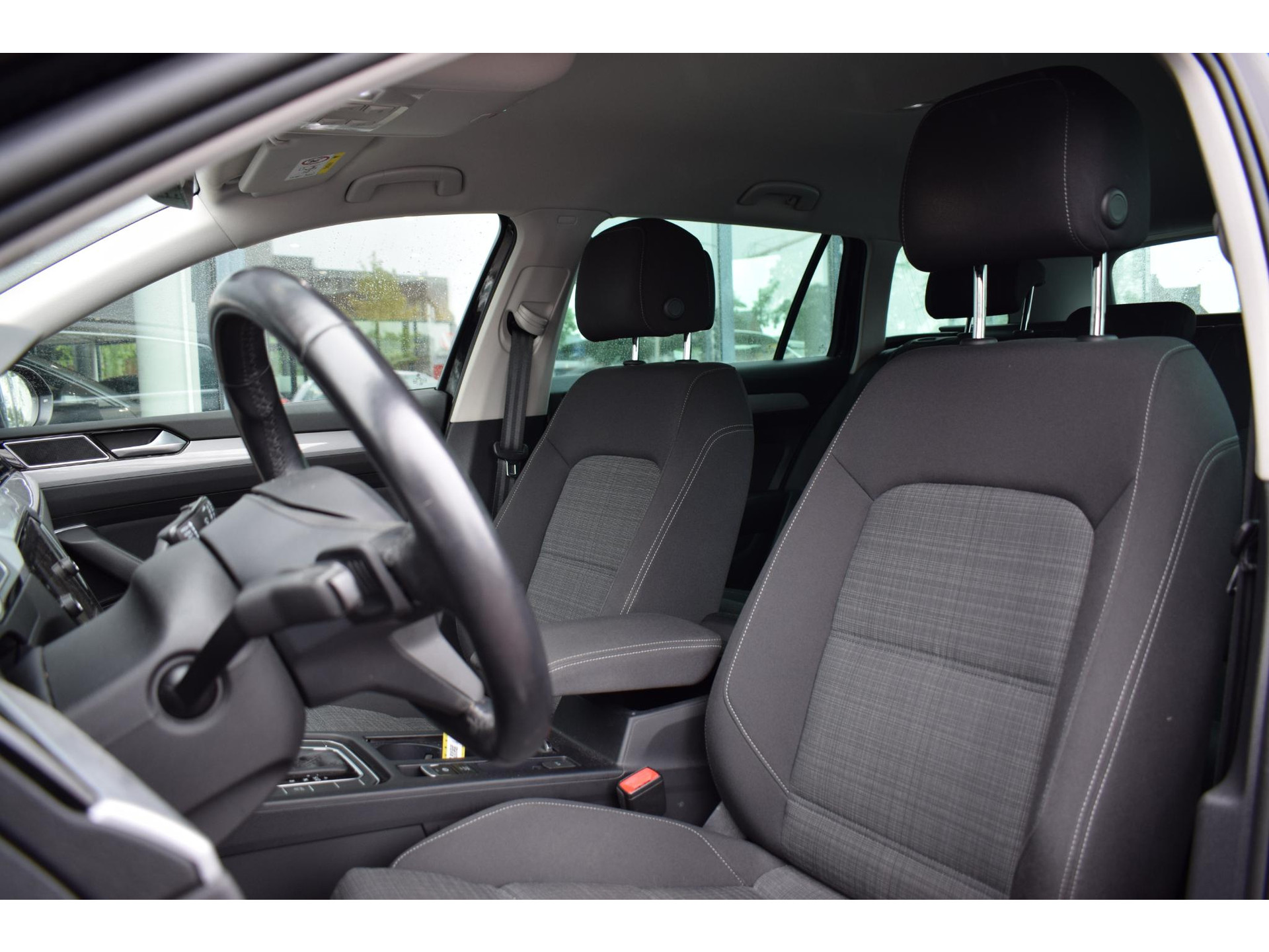 Volkswagen Passat Variant 1.5 TSI Comfort Business | Apple CarPlay | Stoelverw. | ACC | Automaat
