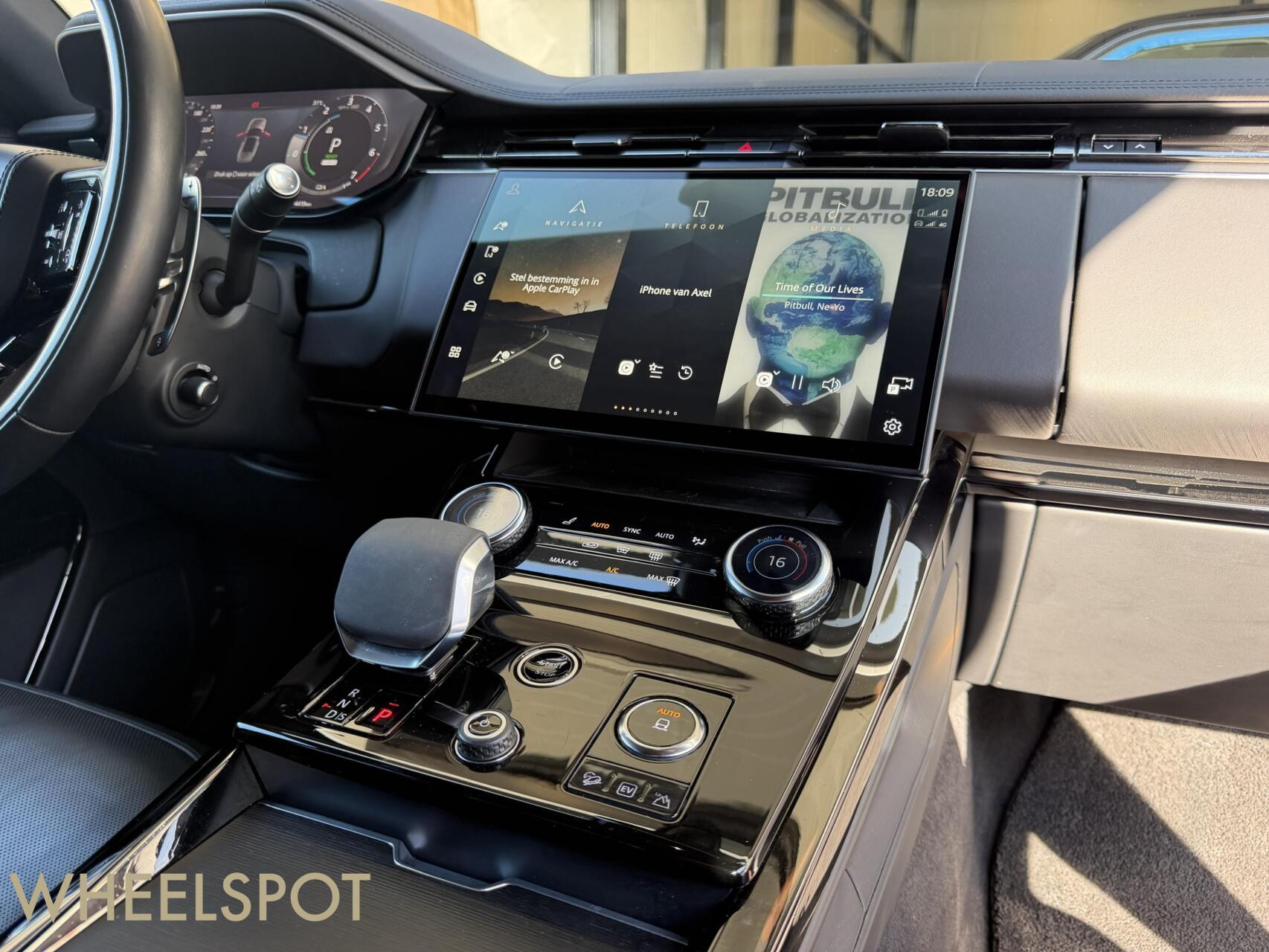 Range Rover Sport 3.0 P440e Dynamic HSE|Pano|Lucht|360|BTW