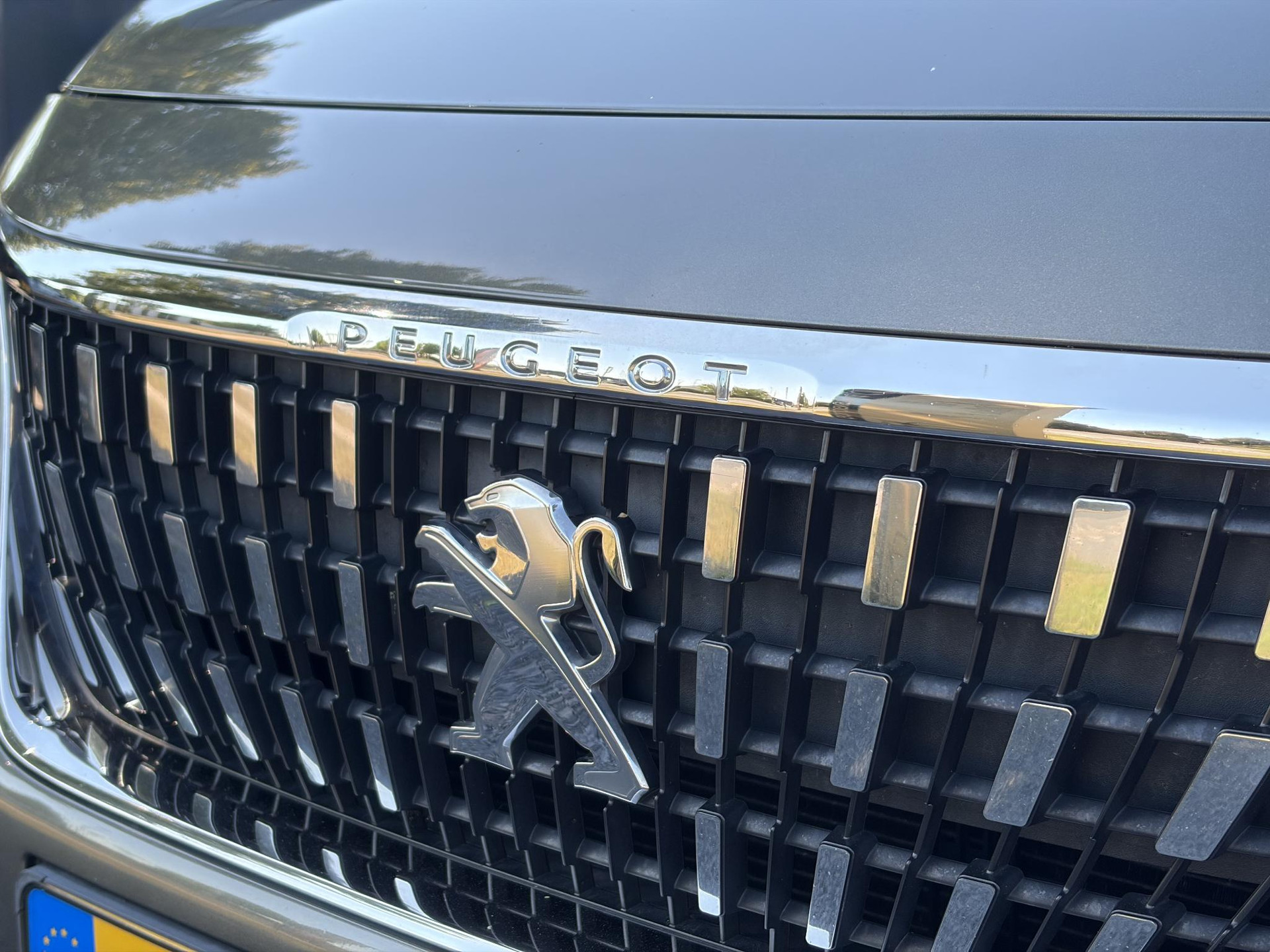 Peugeot 3008 1.2 PureTech Allure 2e Eigenaar l D-riem vv in 2023 l 360° Camera l Carplay l Dealer Onderhouden l Keyless l Stoelverwarming l Dodehoek l 6 Bak l Pdc V+A l 131pk l Bj 12-2017 l 19'' Lmv l Apk tot 12-2026