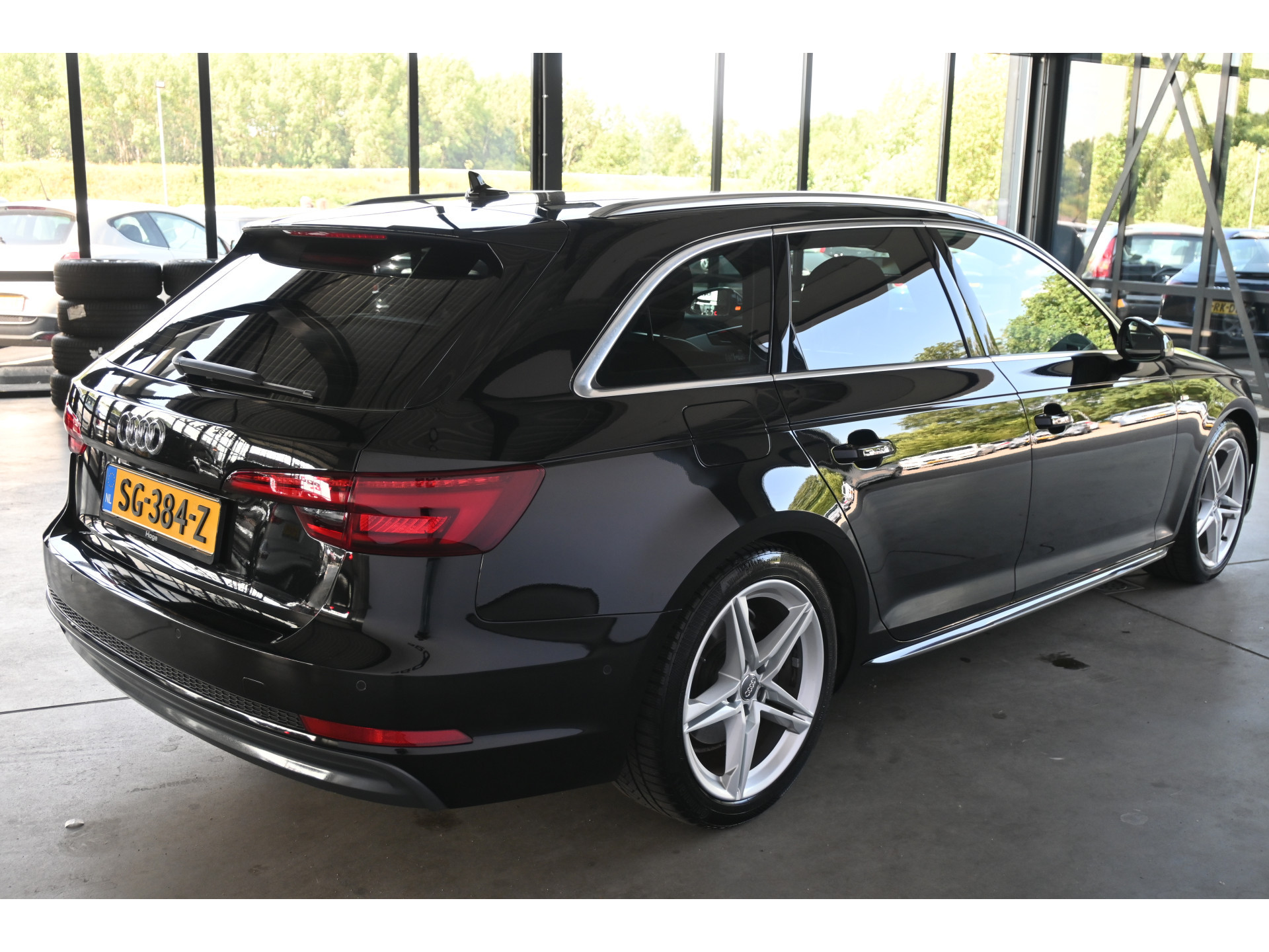Audi A4 Avant 1.4 TFSI Sport S line edition Nap! Automaat Clima Navigatie Cruise LED Stoelverwarming Goed Onderhouden! Inruil Mogelijk!
