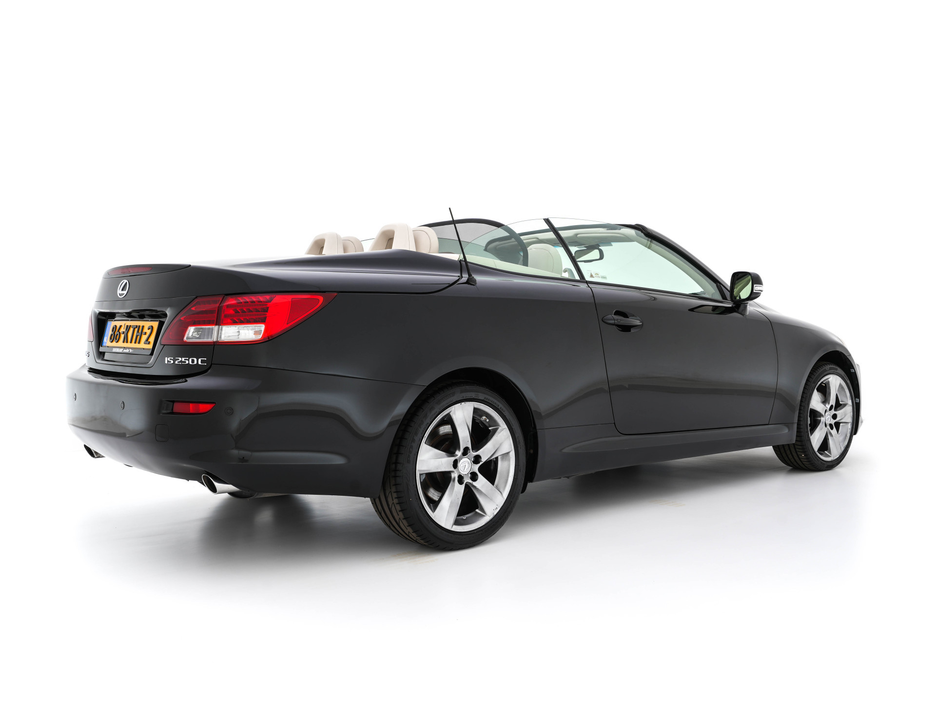 Lexus IS Cabriolet 250C Luxury Aut. * LEATHER | NAVI-FULLMAP | KEYLESS | PDC | SHIFT-PADDLES | CRUISE | ECC | HEATED-SEATS | CAMERA | AIRSCARF | 18''ALU *