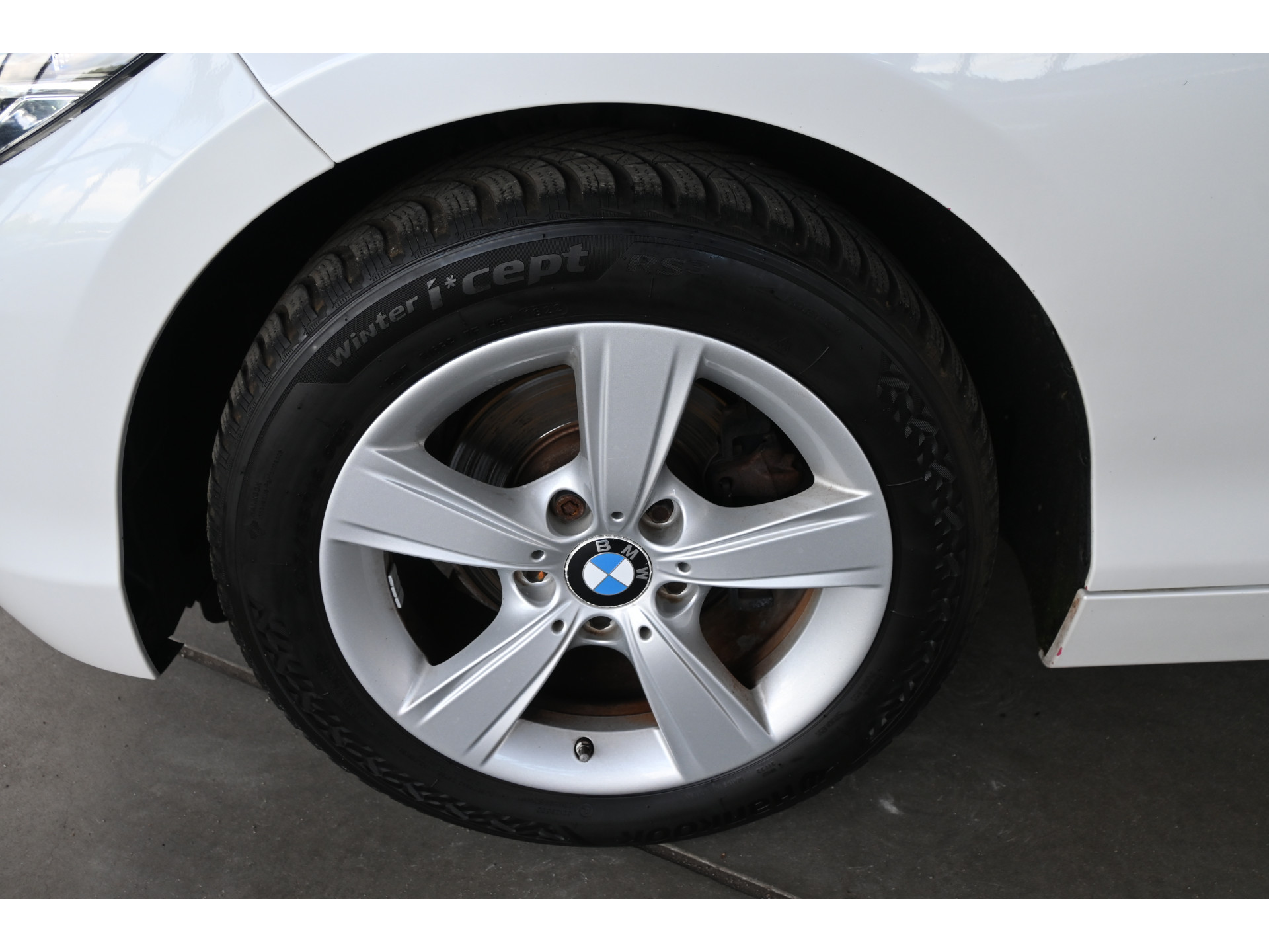 BMW 1-serie 116i Sport Cima Navigatie Pdc Cruise Control LED Stoelverwarming Inruil Mogelijk!