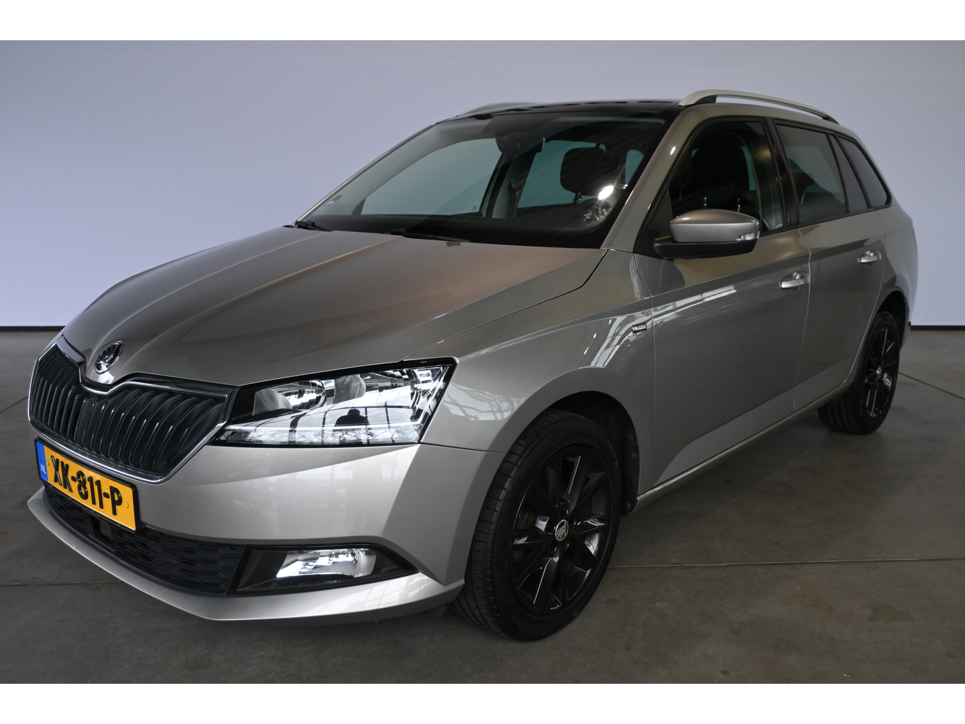 ŠKODA Fabia Combi 1.0 TSI Clever Clima Navigatie Panoramadak LED Stoelverwarming Rijklaarprijs! Inruil Mogelijk!