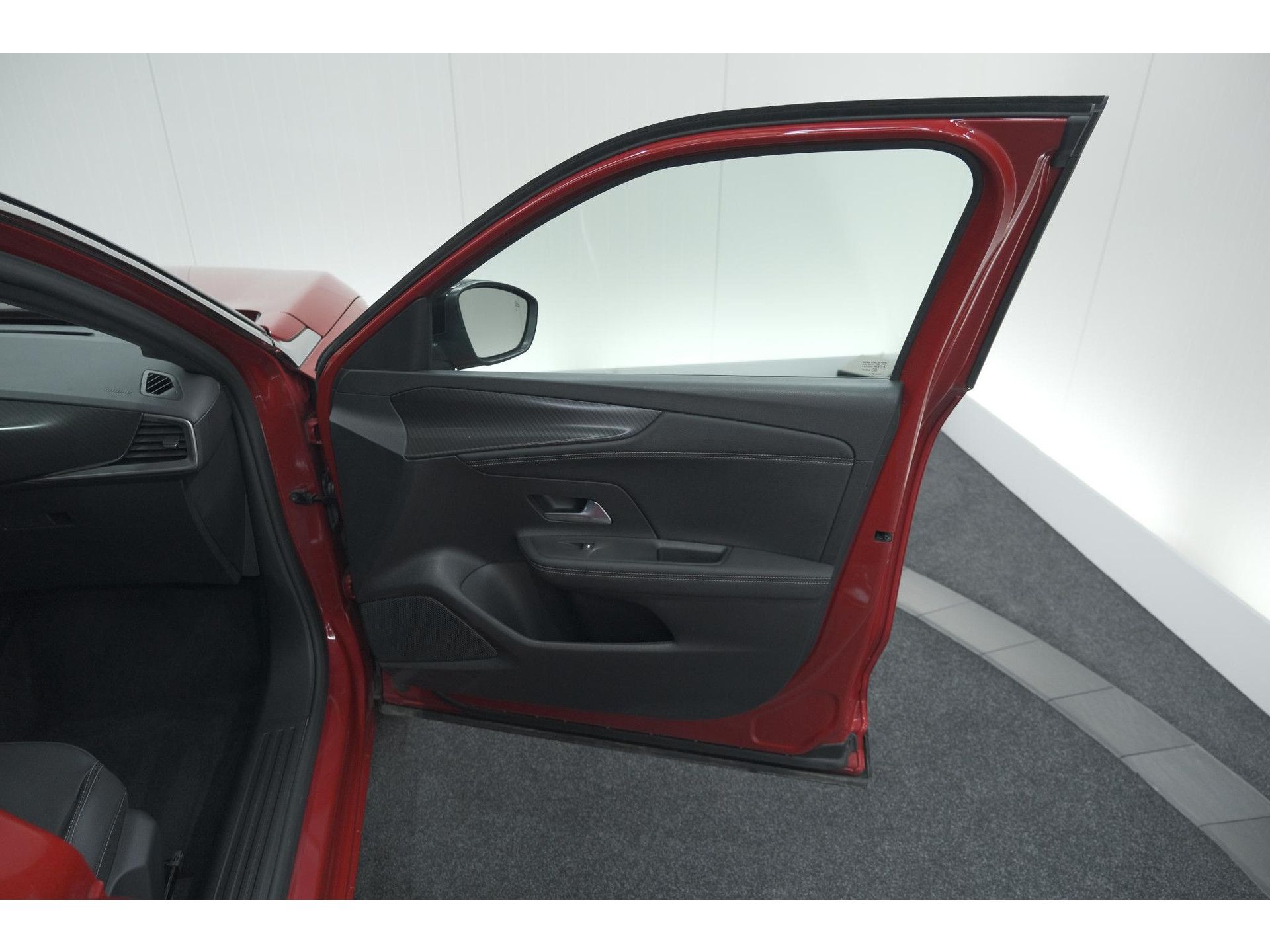 Opel Mokka 130 Turbo EAT8 Ultimate | Camera | Dodehoekdetectie | Massage | Adaptieve Cruise Control