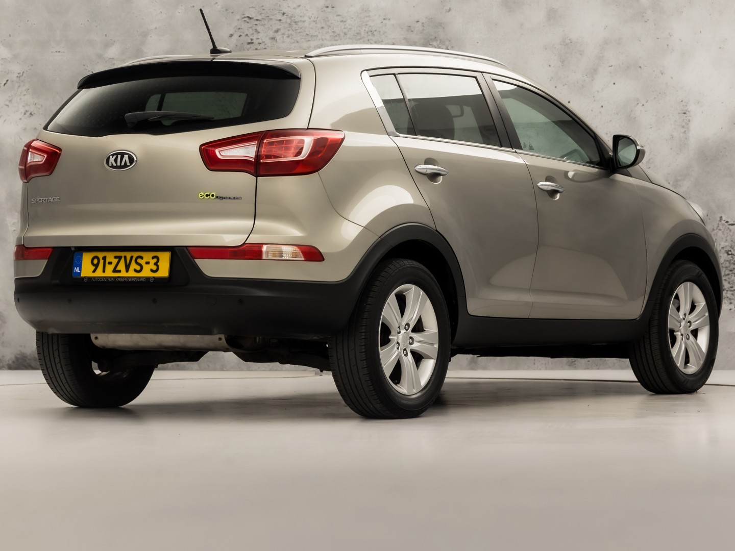 Kia Sportage 1.6 GDI Super Pack Sport (NAVIGATIE, CAMERA, CLIMATE, LEDER, SPORTSTOELEN, CRUISE, GETINT GLAS, NIEUWSTAAT)