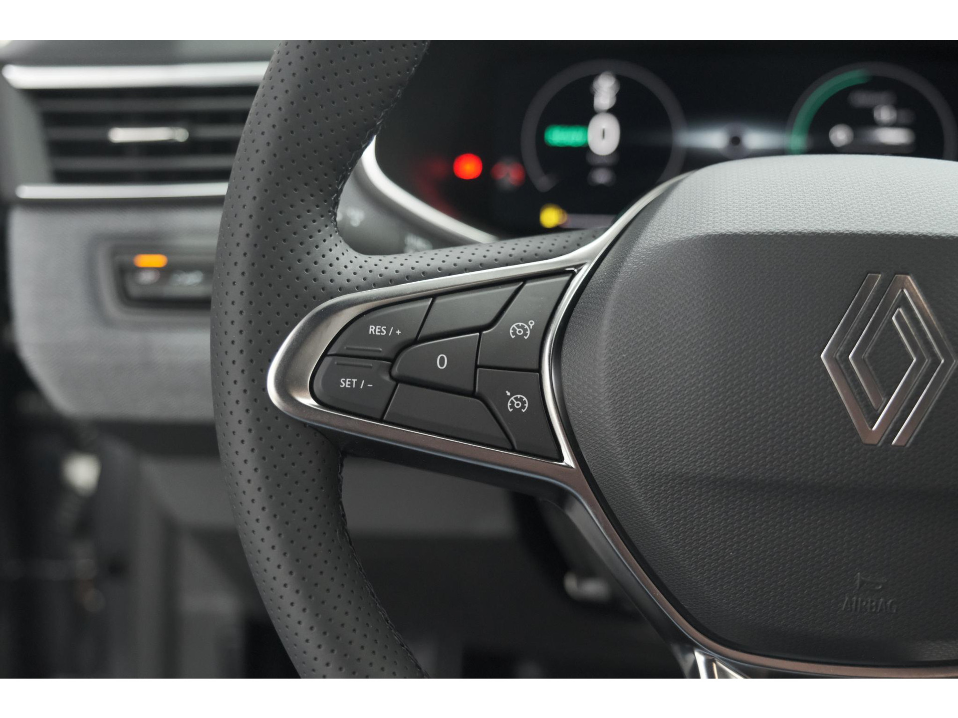 Renault Clio 1.6 E-Tech Full Hybrid 145 Techno | 360 Camera | Bose Audio | Stoelverwarming | 9.3 Inch Groot Scherm
