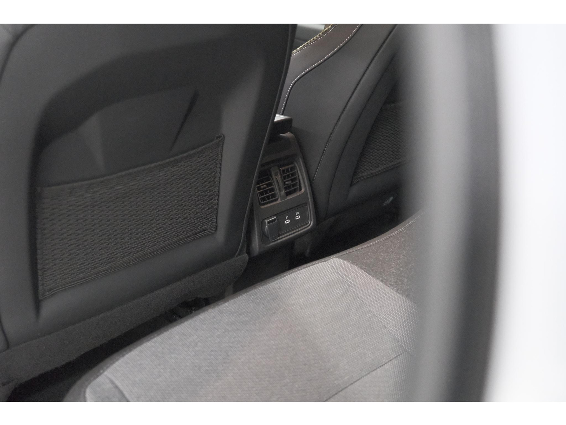 Renault Captur TCe 90 Techno | Nieuw Model | Camera | Harman Kardon | Apple Carplay | Parkeersensoren | 18 Inch Lichtmetalen Velgen