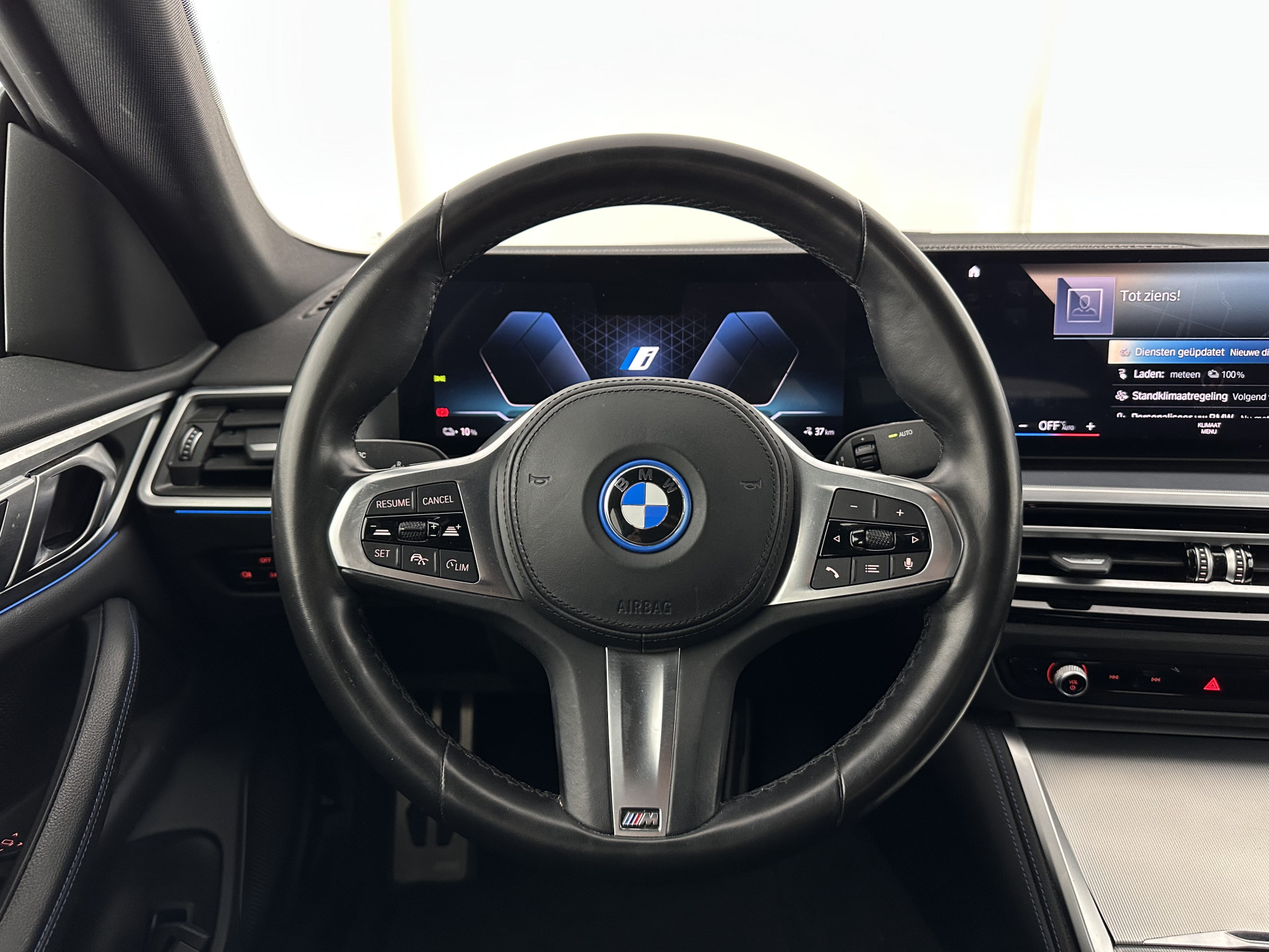 BMW i4 eDrive40 84 kWh M-Sport *M50 JAHRE* [ 3-Fase-11 kW ] {SOH-96%} (INCL-BTW) *LEATHER-ALCANTARA | FULL-LED | ADAPTIVE-CRUISE | HEATED-SPORTSEATS | CAMERA | DAB | DIGI-COCKPIT | NAVI-FULLMAP | AMBIENT-LIGHT | ECC | PDC | CARPLAY | KEYLESS | SHIFTPADDLE