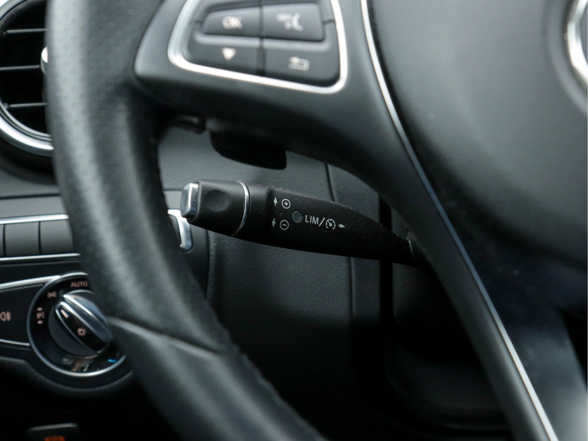 Mercedes-Benz C-klasse Estate 350 e Avantgarde (HYBRID ACCU DEFECT) (INCL-BTW ) Aut *NAVI-FULLMAP | FULL-LED | LEATHER-FABRIC | CAMERA | AIRMATIC | ECC | PDC | CRUISE | HEATED-SPORTSEATS | SHIFT-PADDLES |  17"ALU*