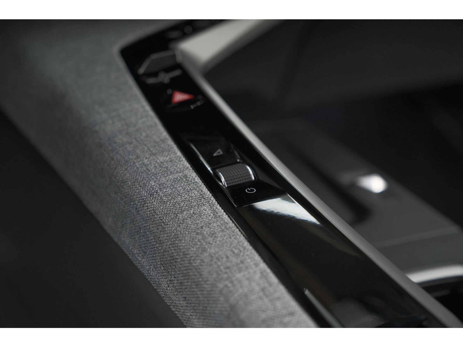 Peugeot 5008 HYbrid 145 e-DCS6 GT | Panoramadak | Camera | Elektrische Achterklep | Adaptieve Cruise Control