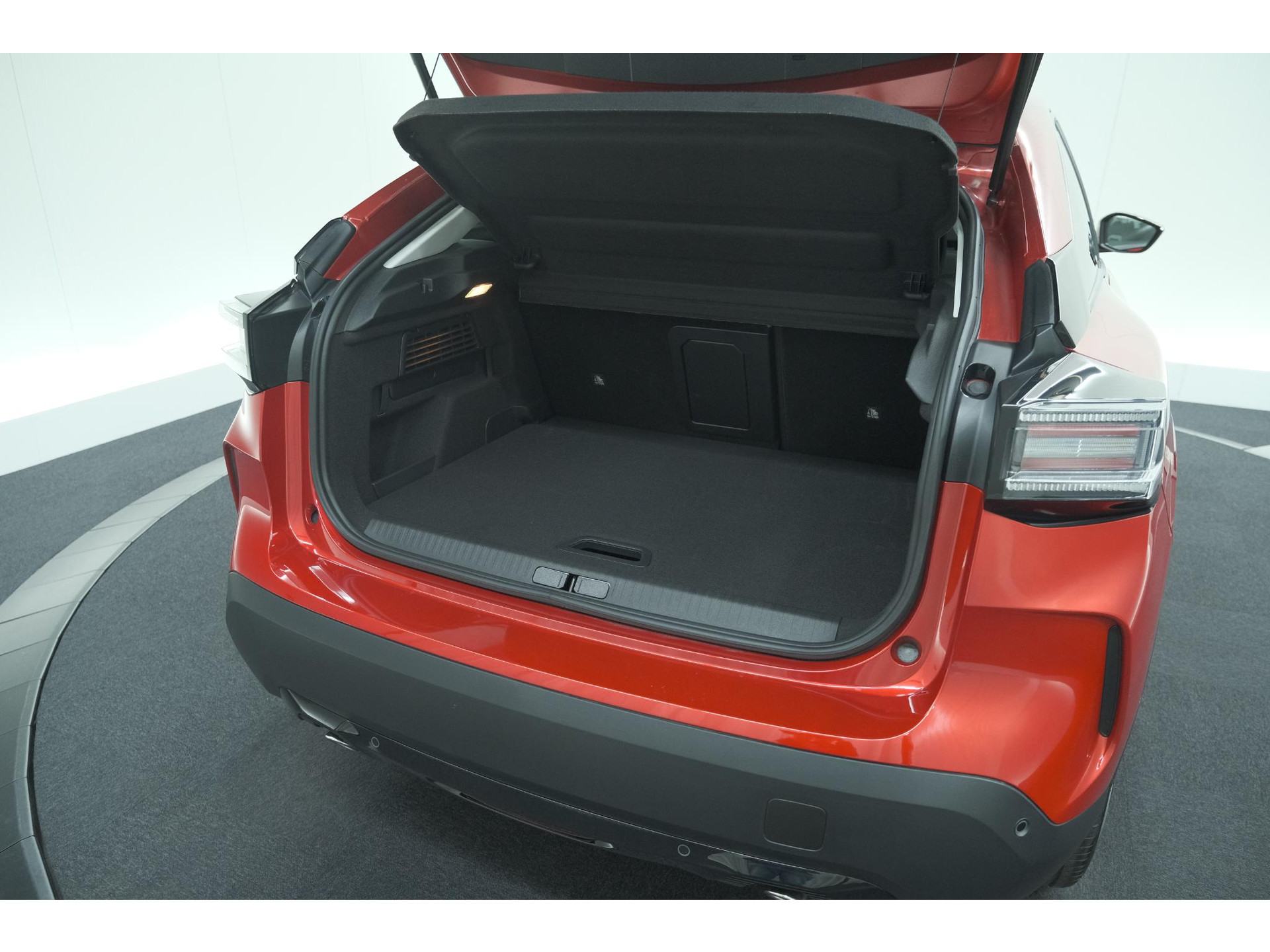 Citroen C4 1.2 Hybrid 145pk Max | 360 Camera | Adaptieve Cruise Control | Navigatie | Apple Carplay