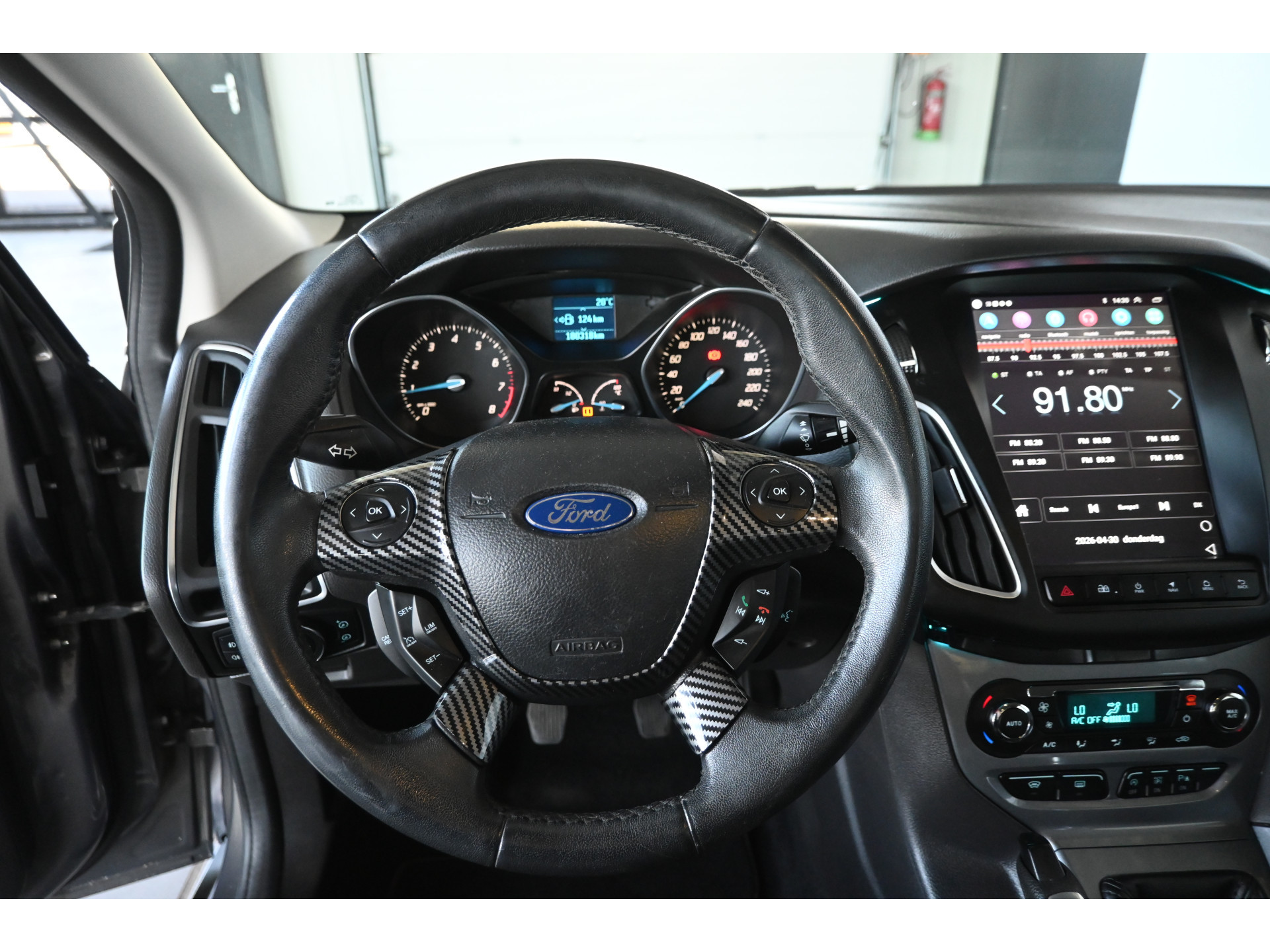 Ford Focus 1.6 EcoBoost Titanium Clima Trekhaak Pdc Cruise control 100% Onderhouden! Inruil Mogelijk!