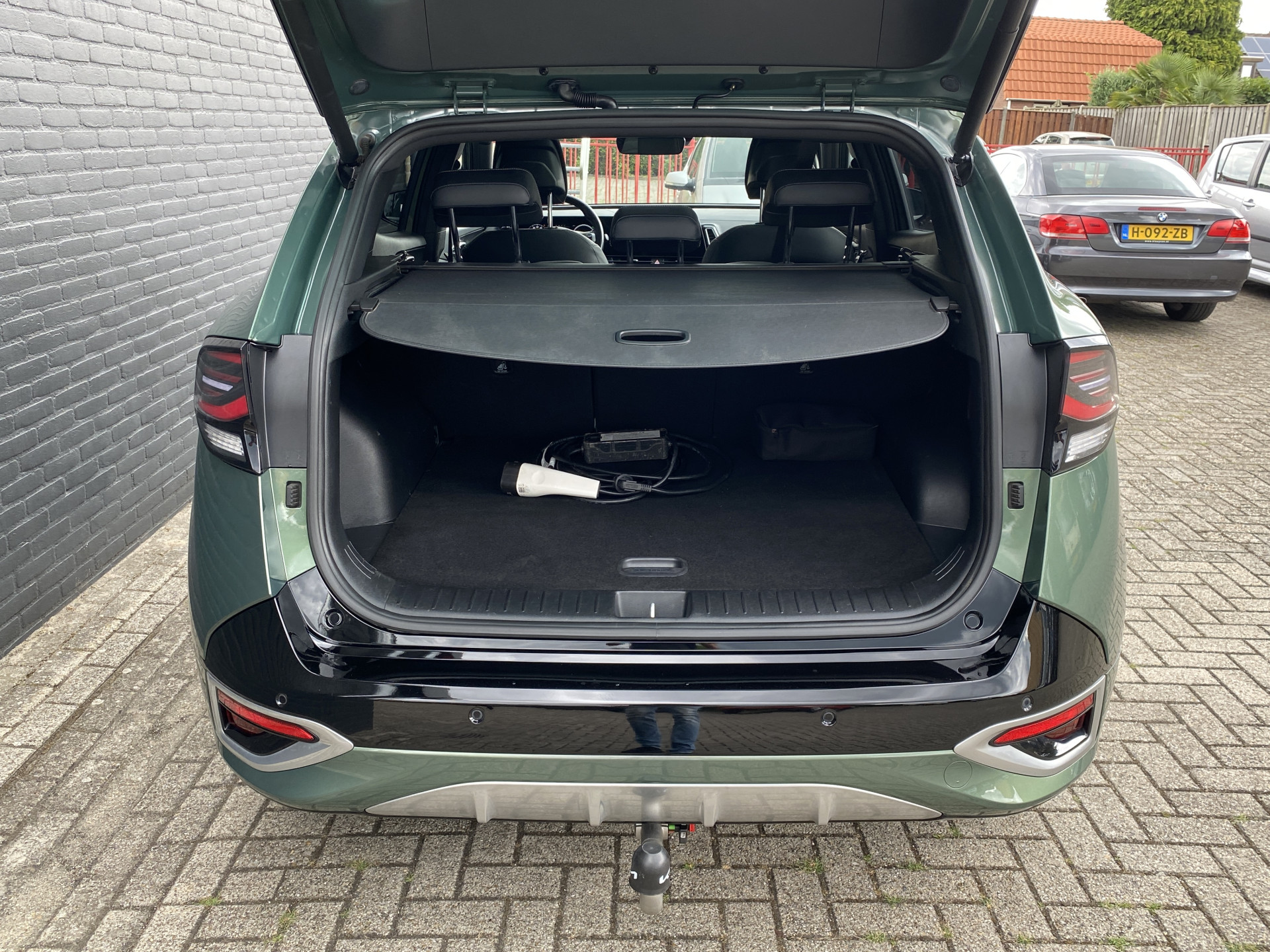 Kia Sportage 1.6 T-GDi Plug-in Hybrid AWD GT-PlusLine | dealer onderh. | panoramadak | trekhaak | leder interieur | navigatie