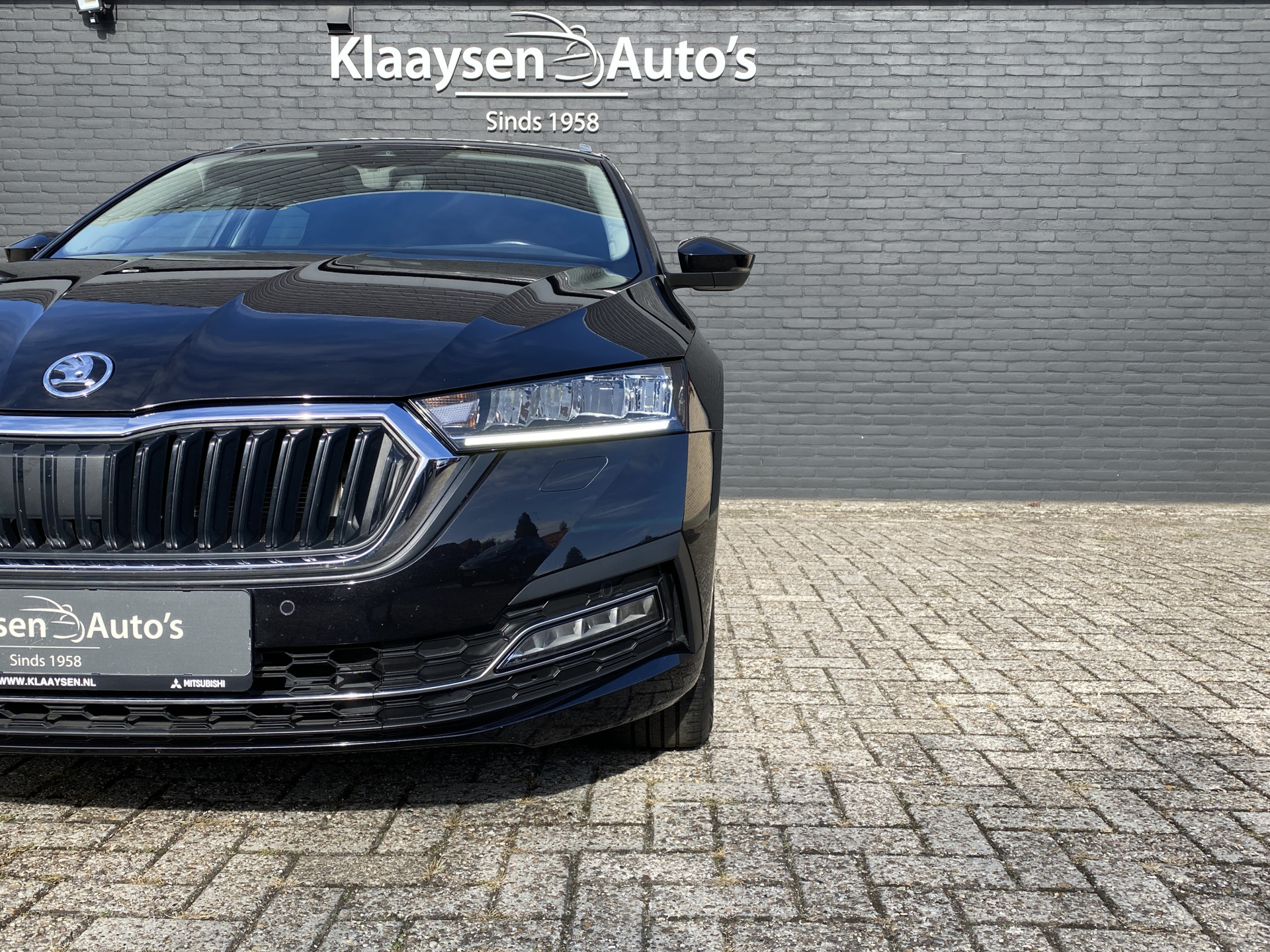 ŠKODA Octavia Combi 1.0 e-TSI Business Edition Plus AUT. | 1e eigenaar | dealer onderh. | navigatie | trekhaak | carplay | adaptieve cruise
