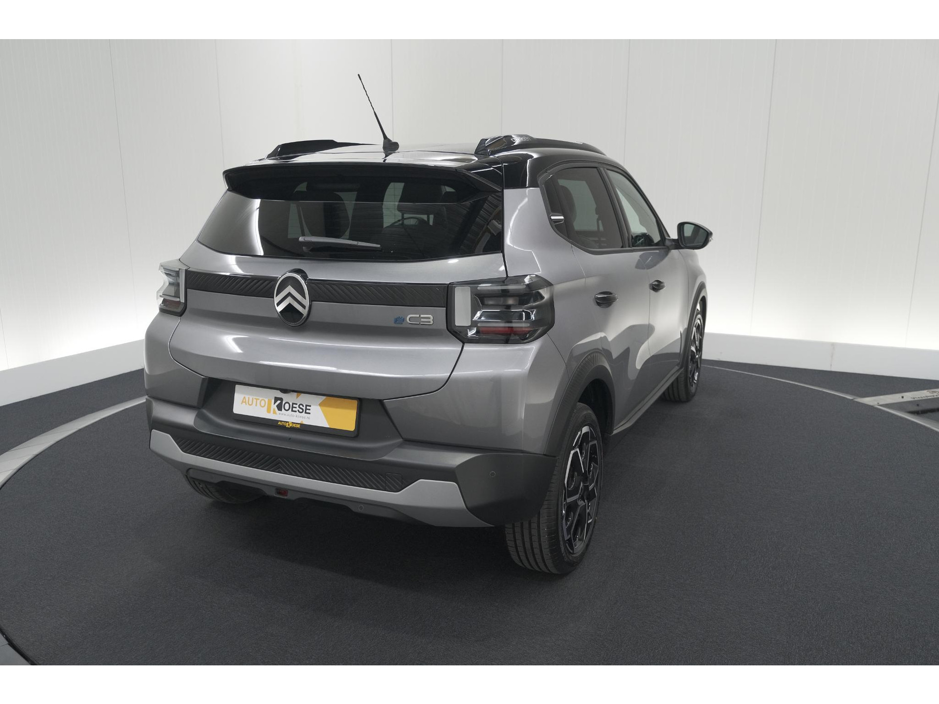 Citroen Ë-C3 Max 113pk 44 kWh | 7 KW Laadfunctie | Camera | Navigatie | Apple Carplay | Parkeersensoren