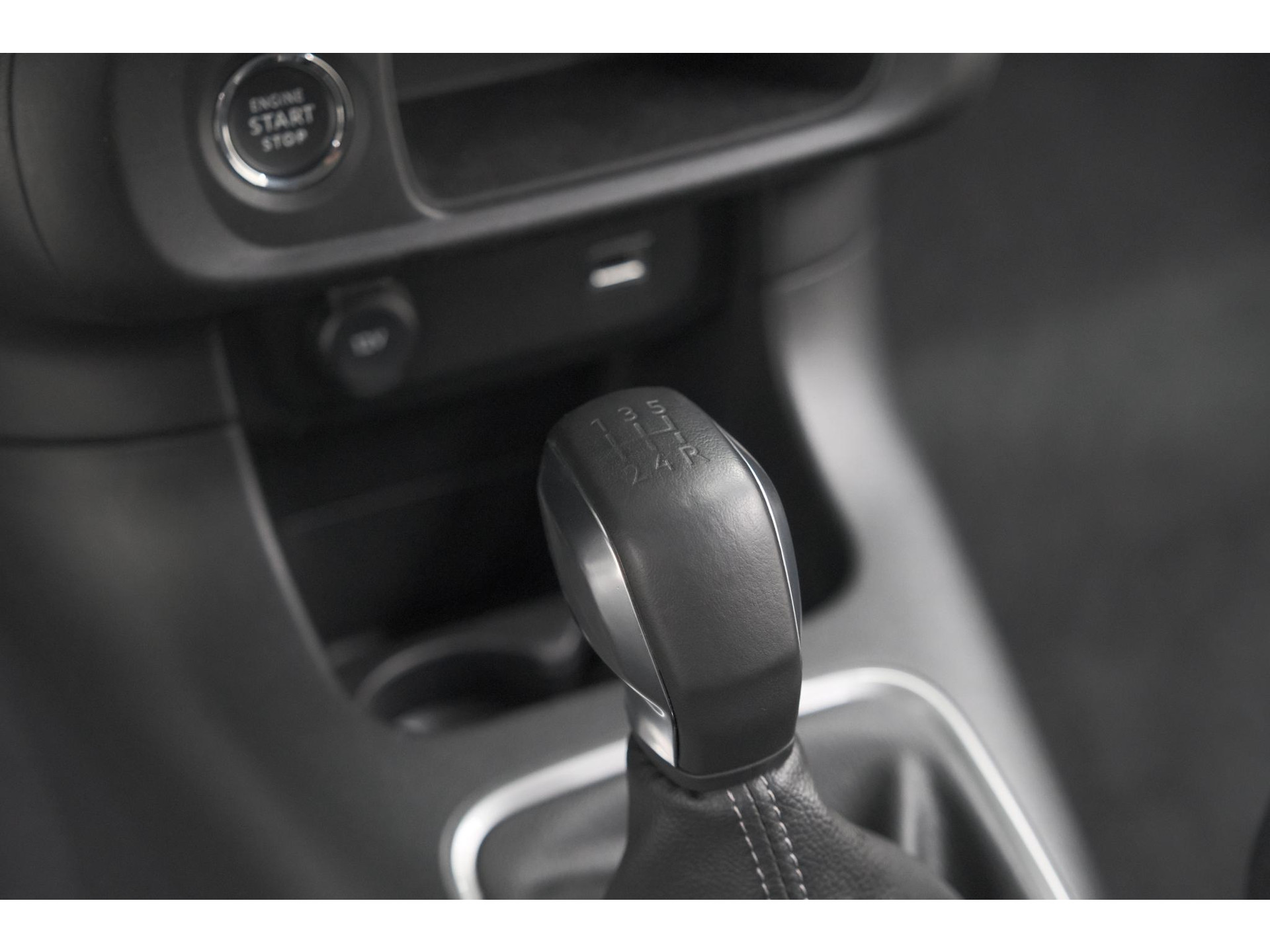 Citroen C3 PureTech 83 Max | Camera | Stoelverwarming | Navigatie | Parkeersensoren