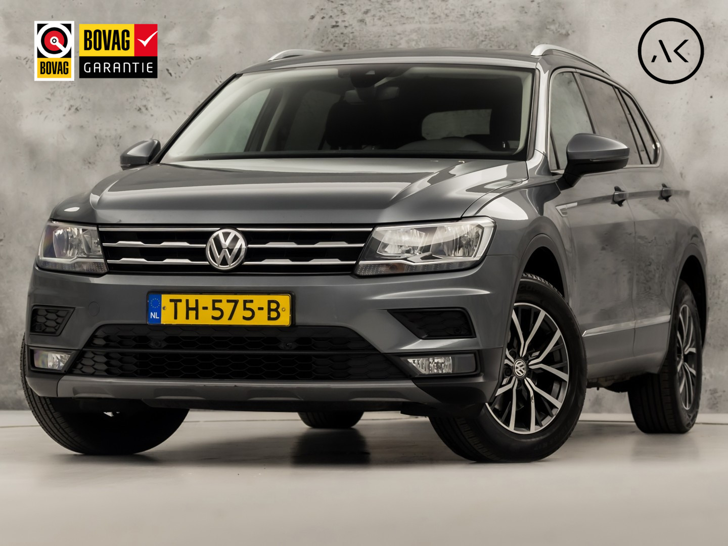 Volkswagen Tiguan Allspace 1.4 TSI Sportline 7 Persoons 150Pk Automaat (APPLE CARPLAY, GROOT NAVI, CLIMATE, GETINT GLAS, SPORTSTOELEN, PARKEERSENSOREN, ADAPTIVE CRUISE, NIEUWSTAAT)