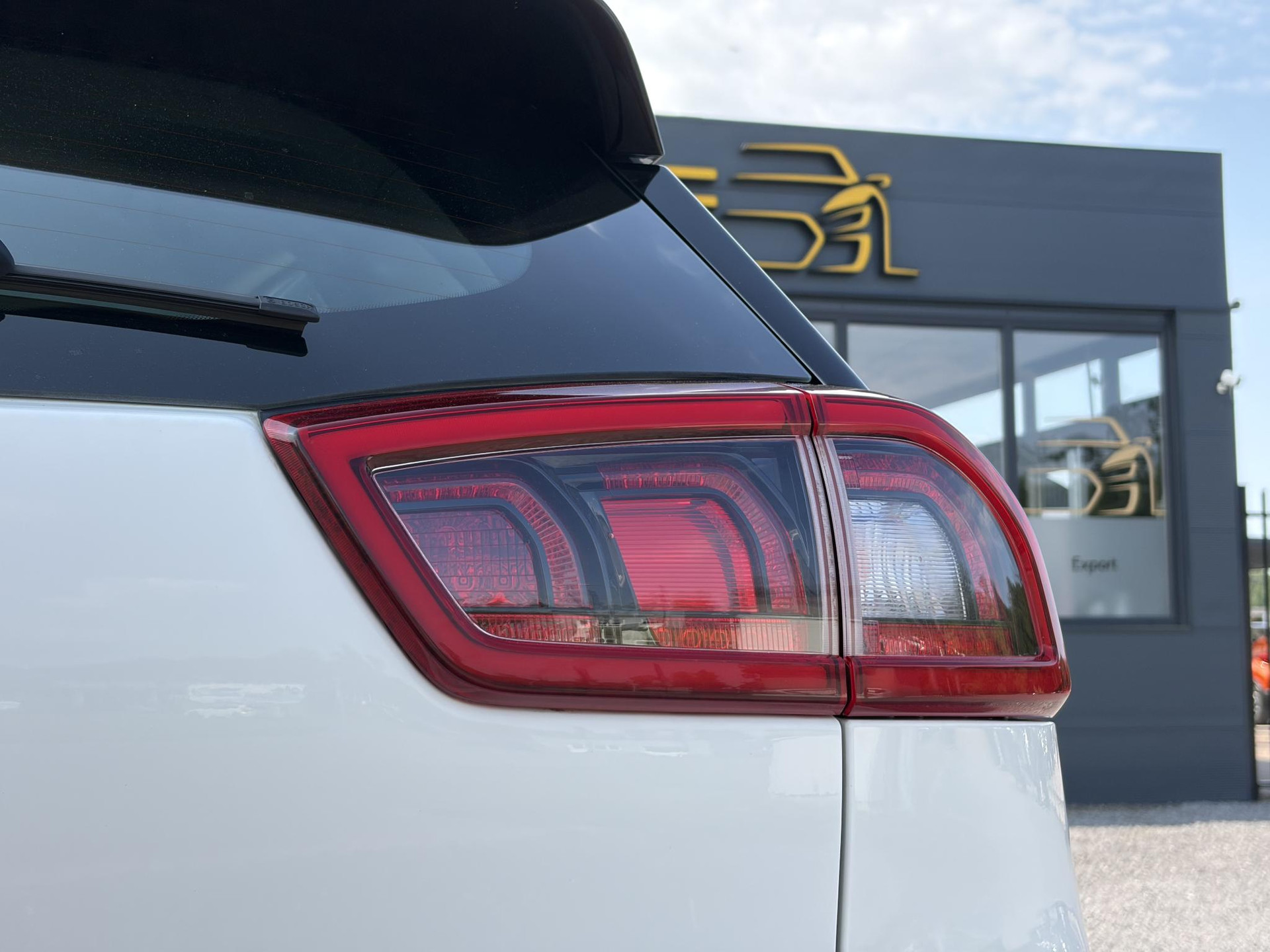 Kia Niro 1.6 GDi Hybrid DynamicLine SOH %100,Carplay,142pk,Camera,Navi,Clima,Cruise,Pdc,Rijstrooksensor,Halfleder,N.A.P,Apk tot 11-2026