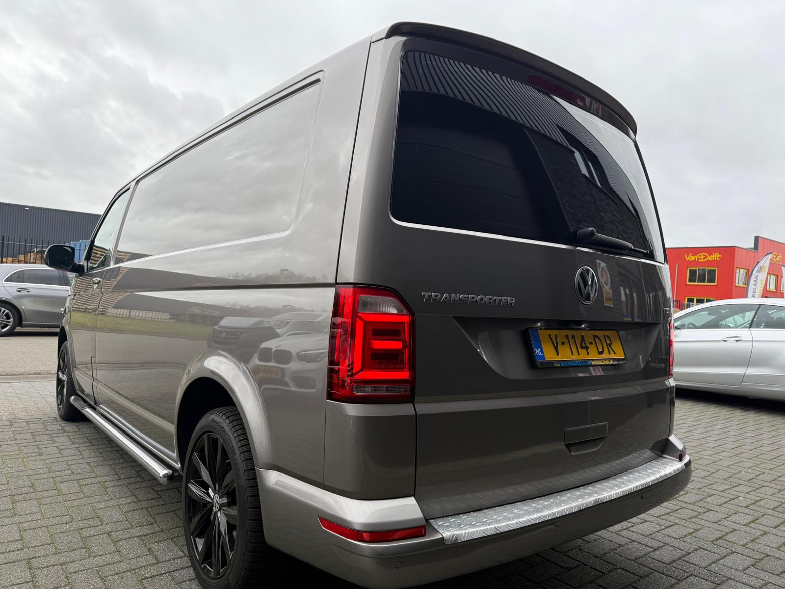 Volkswagen Transporter 2.0 TDI L2H1 DC Highline | 2E EIGENAAR | NW DISTR RIEM | NAVI | CAMERA | CRUISE |AIRCO |