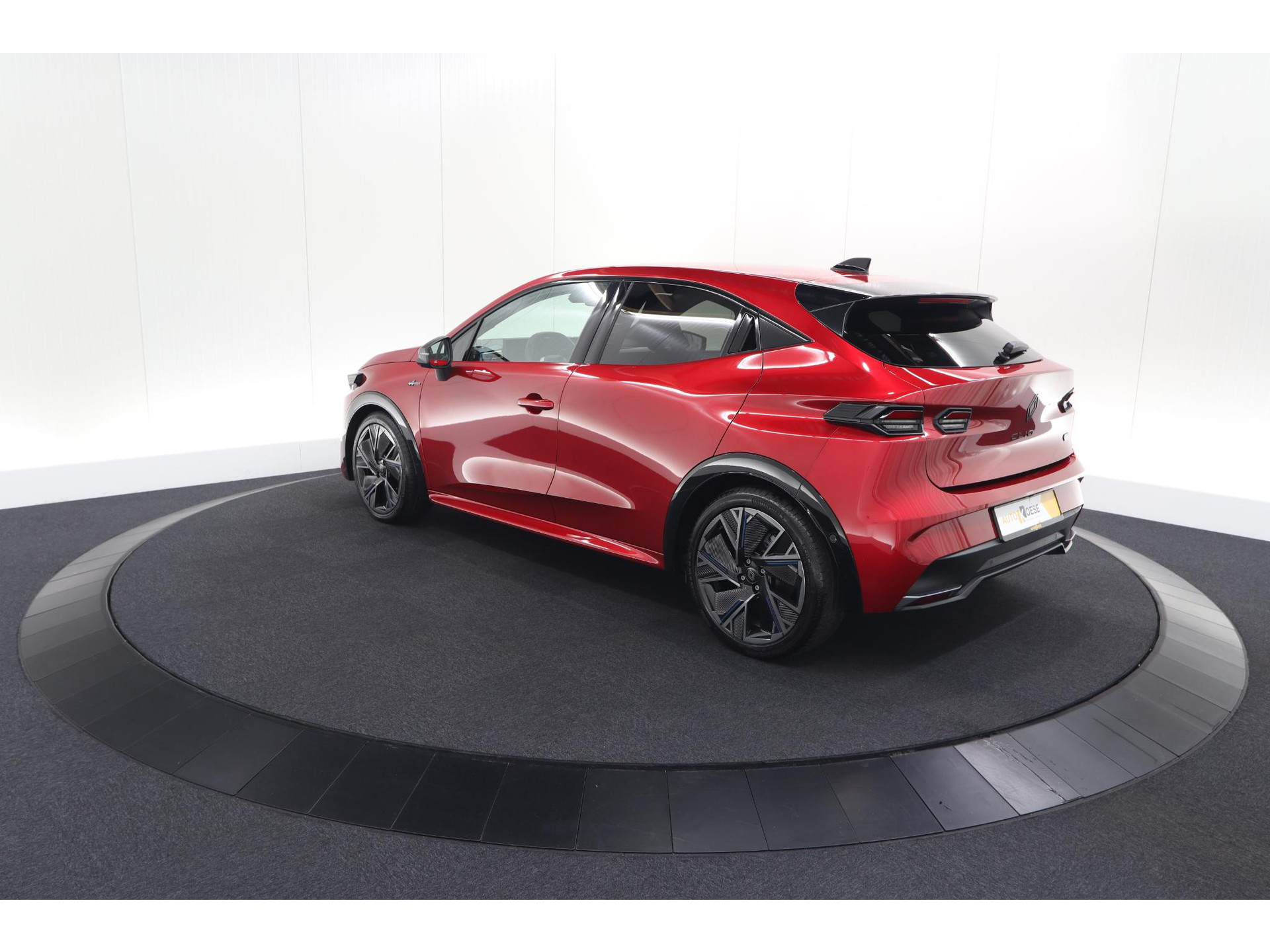 Renault Clio 1.8 Hybrid 160 esprit Alpine | 360 Camera | Adaptieve Cruise Control | Pack Winter | Harman Kardon
