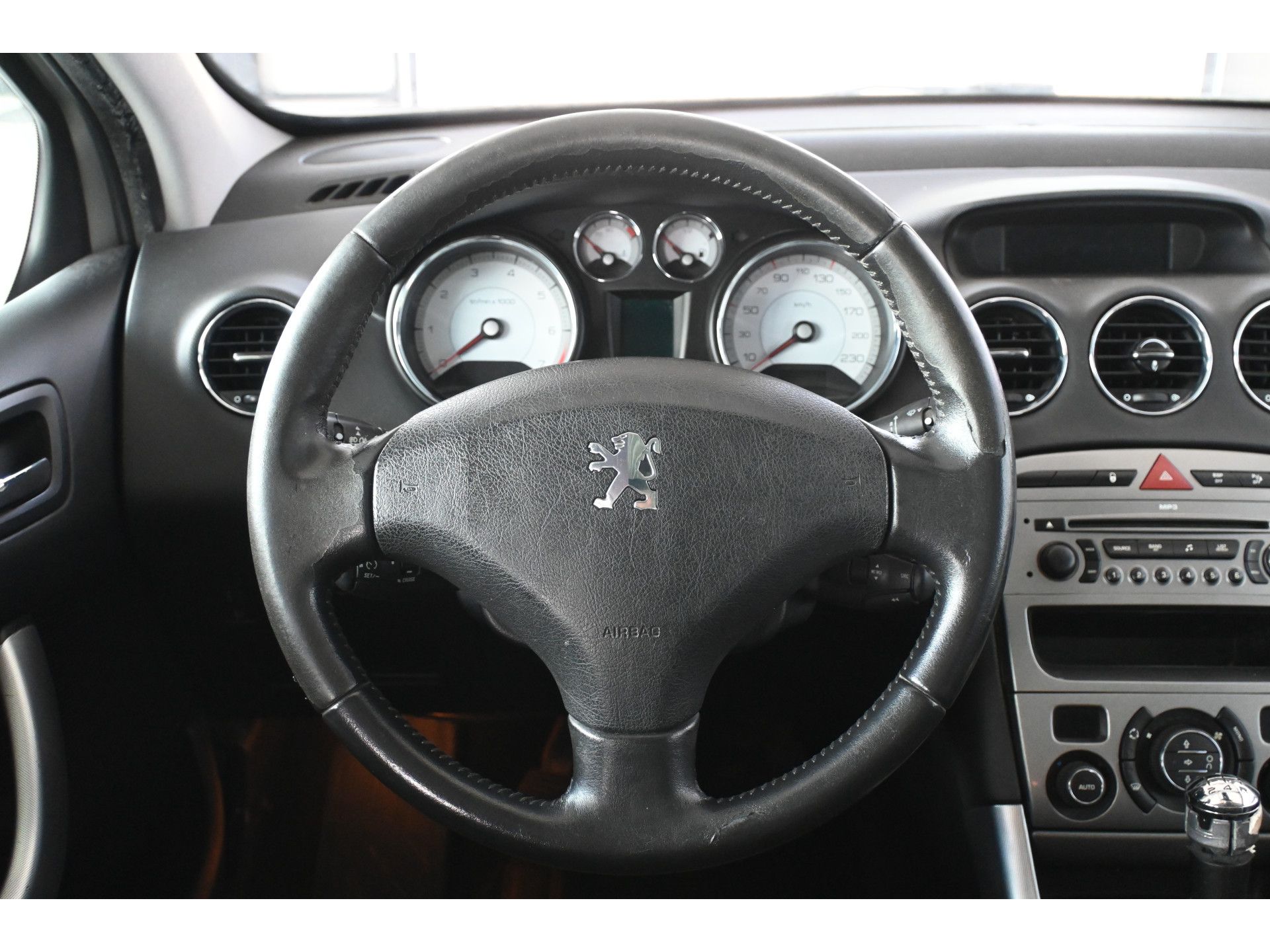 Peugeot 308 1.6 THP XT Airco Panoramadak Cruise Control LEES TEKST! Inruil Mogelijk!