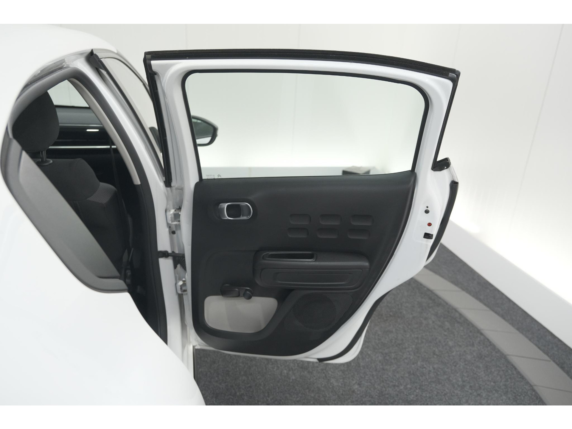 Citroen C3 PureTech 82 Feel | Climate Control | Apple Carplay | Cruise Control | Stoelverwarming