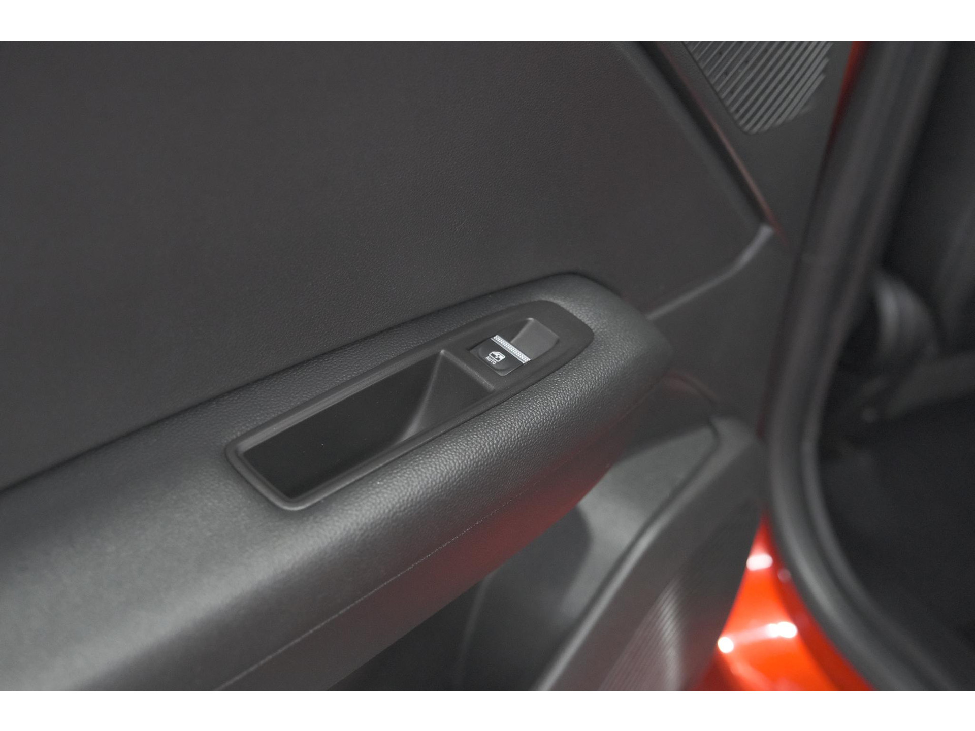 Renault Captur TCe 90 Techno | 360 Camera | 9.3 Inch Grootscherm | Apple Carplay | Navigatie