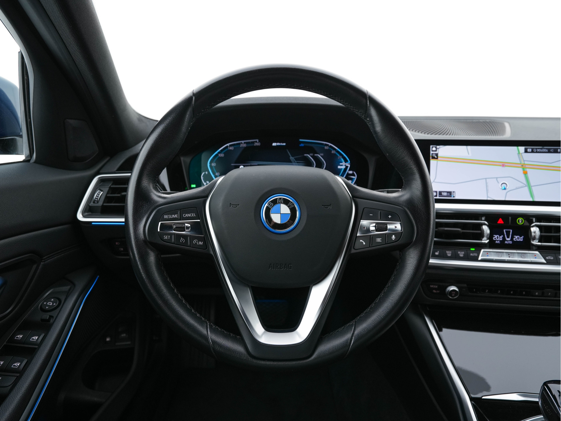 BMW 3-serie Touring 320e Business Edition Plus [Plug-In] (INCL-BTW) Aut. *LEATHER | FULL-LED | HEATED-SPORTSEATS | DIGI-COCKPIT | HIFI-SOUND | NAVI-FULLMAP | PRIVACYGLASS | PDC | AMBIENTLIGHT | DAB | KEYLESS | TOWBAR | 17"ALU* *