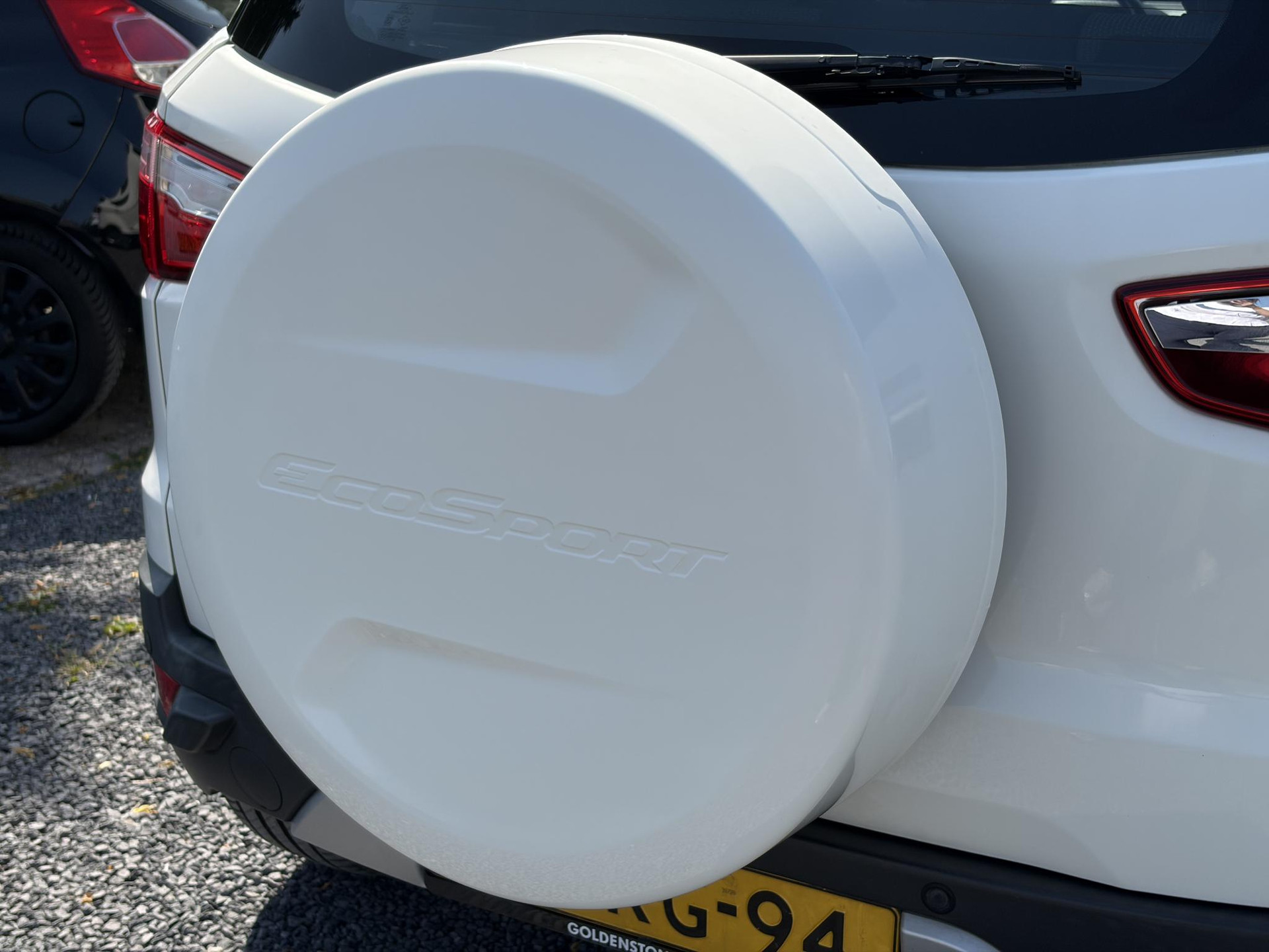 Ford EcoSport 1.0 EcoBoost Titanium Clima,Cruise,Pdc,Lm velgen,125pk,Bluetooth,N.A.P,Apk tot 09-2027