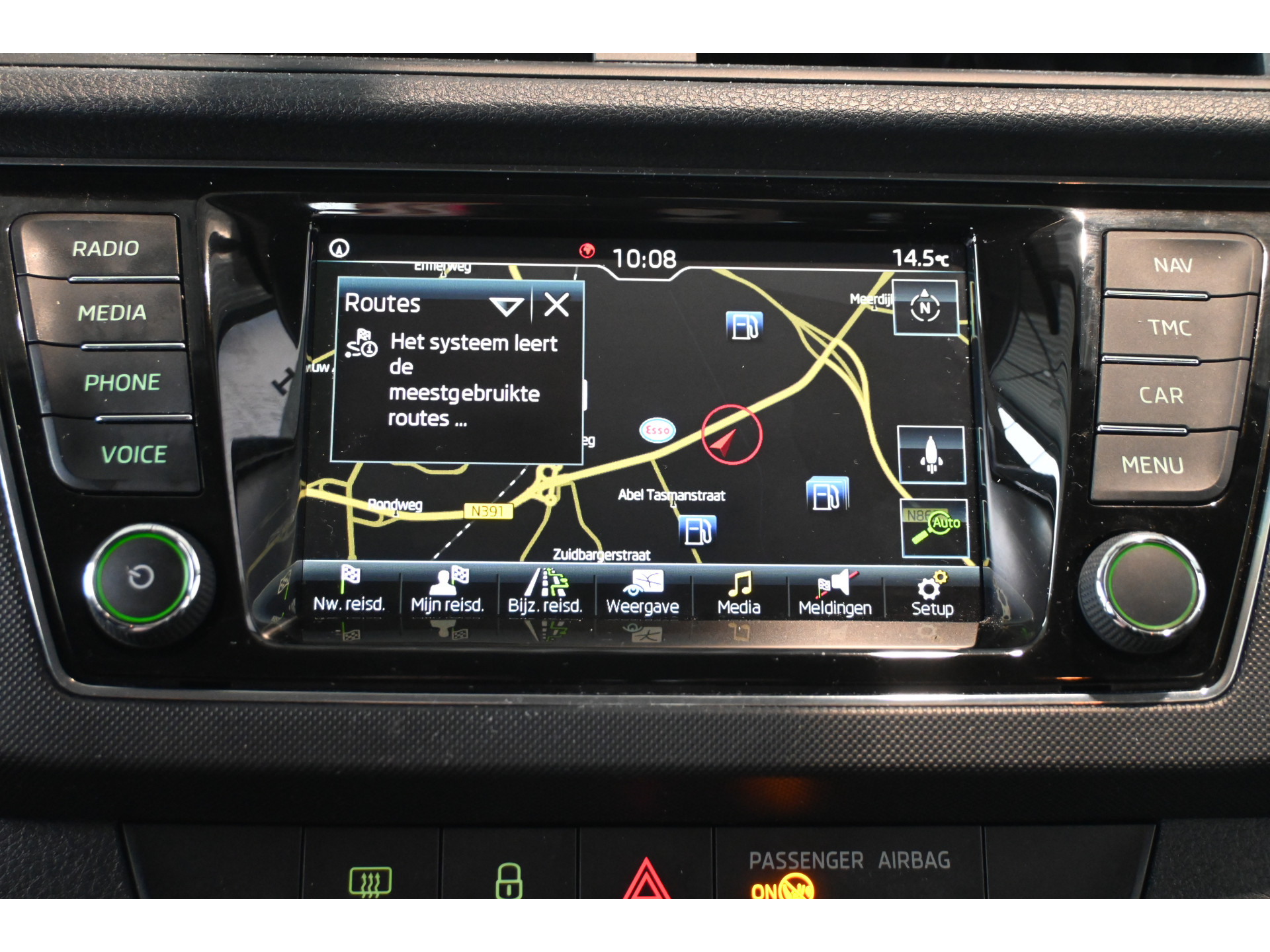 ŠKODA Fabia Combi 1.0 TSI Ambition Business Airco Navigatie Cruise Control Rijklaarprijs Inruil Mogelijk!