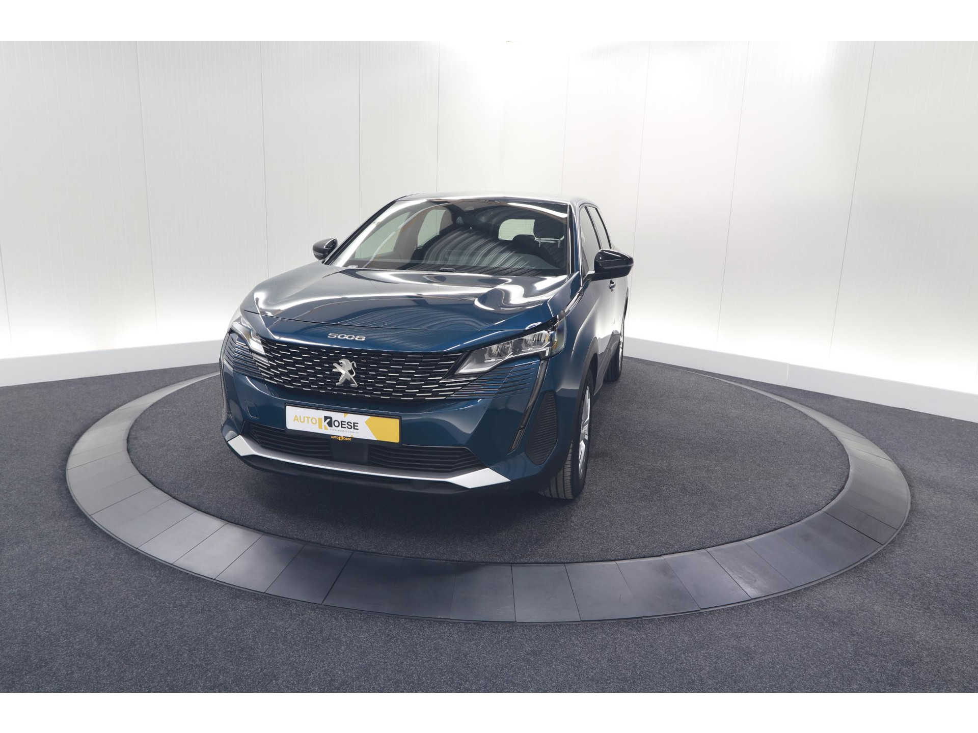 Peugeot 5008 PureTech 130 EAT8 Active Pack | 7 Zitplaatsen | Camera | Navigatie | Apple Carplay | Parkeersensoren