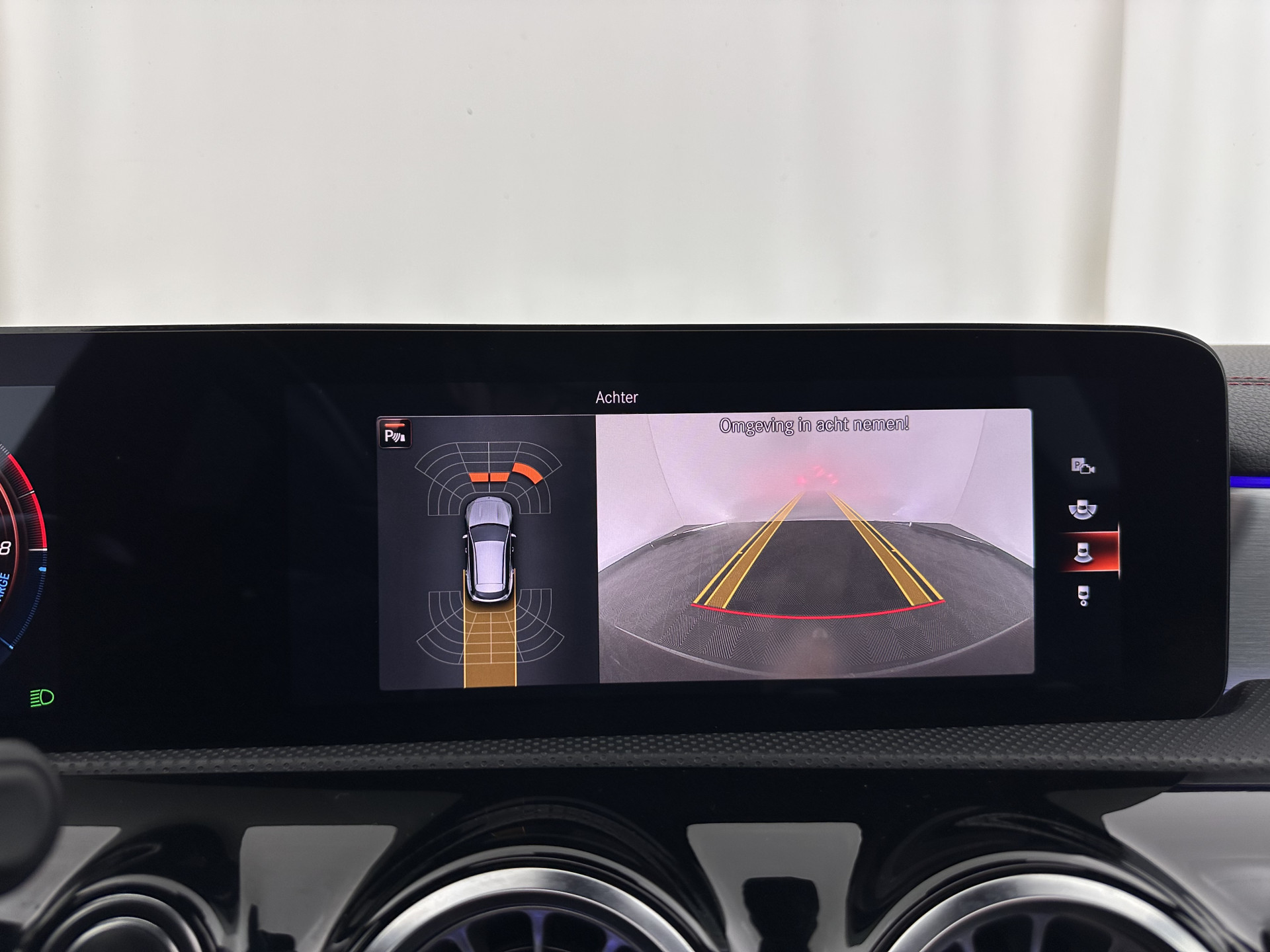 Mercedes-Benz CLA-klasse Shooting Brake 250 e AMG Limited Business Solution ( Plug-in ) (INCL-BTW) *PANO | LEATHER-MICROFIBRE | FULL-LED | AMBIENTLIGHT | BLINDSPOT | HEATED-SPORTSEATS | WIDESCREEN-DIGICOCKPIT | DAB+ | NAVI-FULLMAP | CAMERA | PRIVACYGLASS